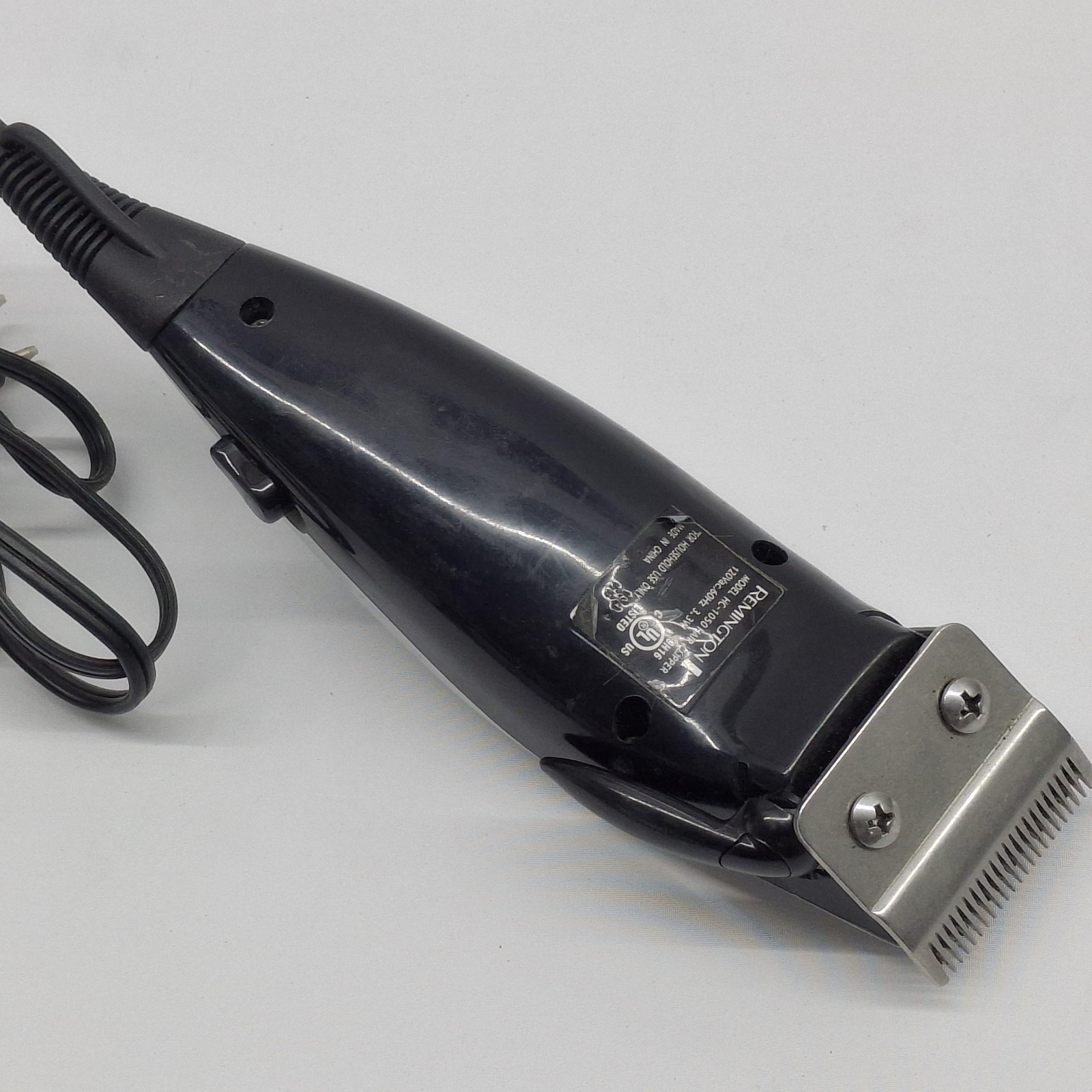 Remington HC-1050 Clipper Silver Electric Men Non-Slip Grip Corded