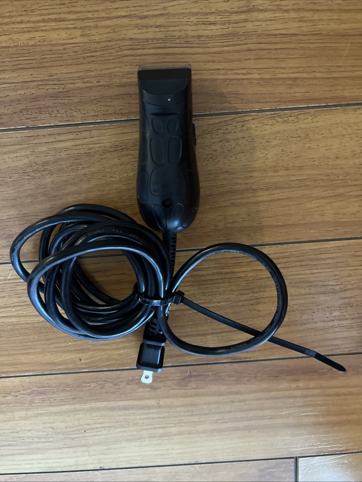 Wahl 8655 Peanut Clipper Trimmer Black Corded Trimmer