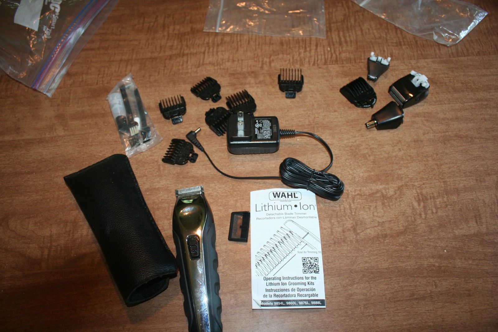 Wahl Lithium Ion Cordless Rechargeable Trimmer Model 9888L Accessories See Pix!!