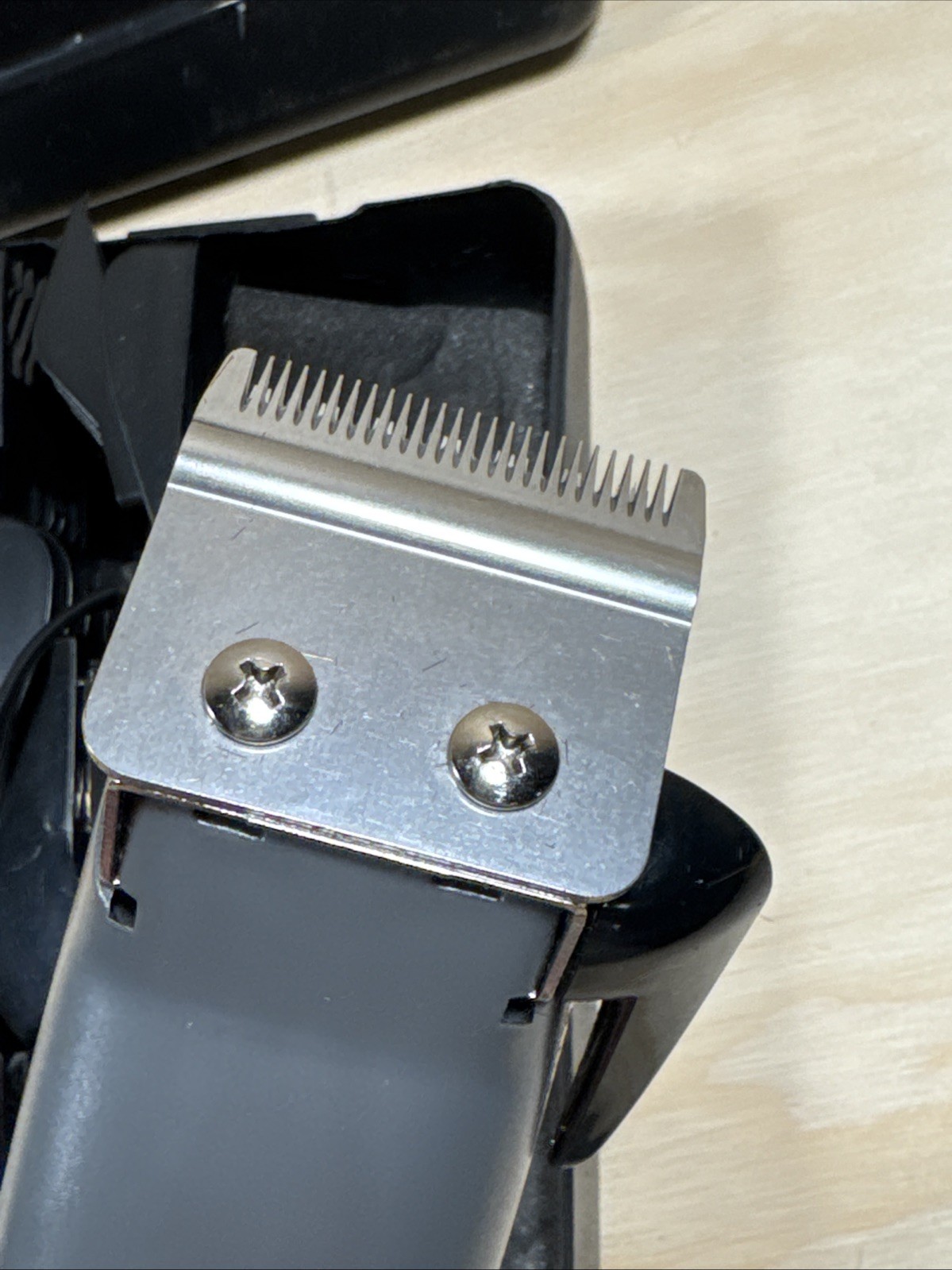 Remington Precision Hair Clipper Trimmer SET- HC-8017B With Case