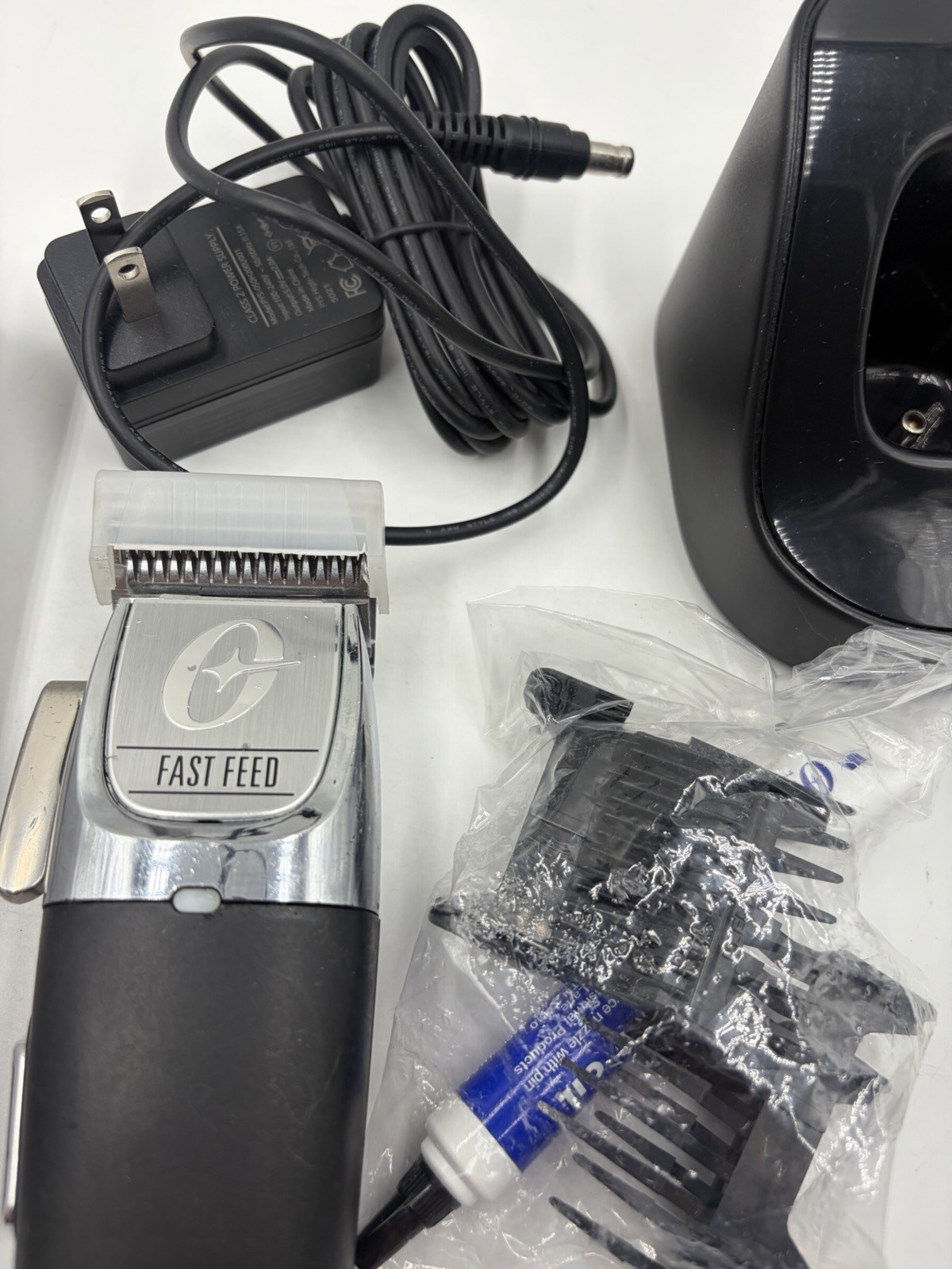 Oster Professional Fast Feed Cordless Clipper and trimmer Black/ silver set