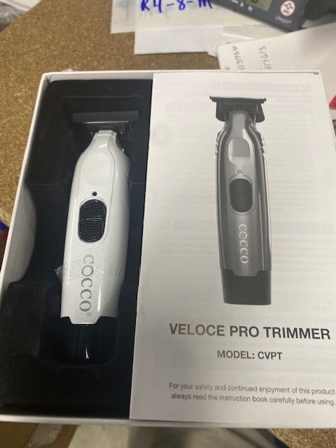 Cocco Veloce Pro White Digital Gap Cordless Trimmer With Stand