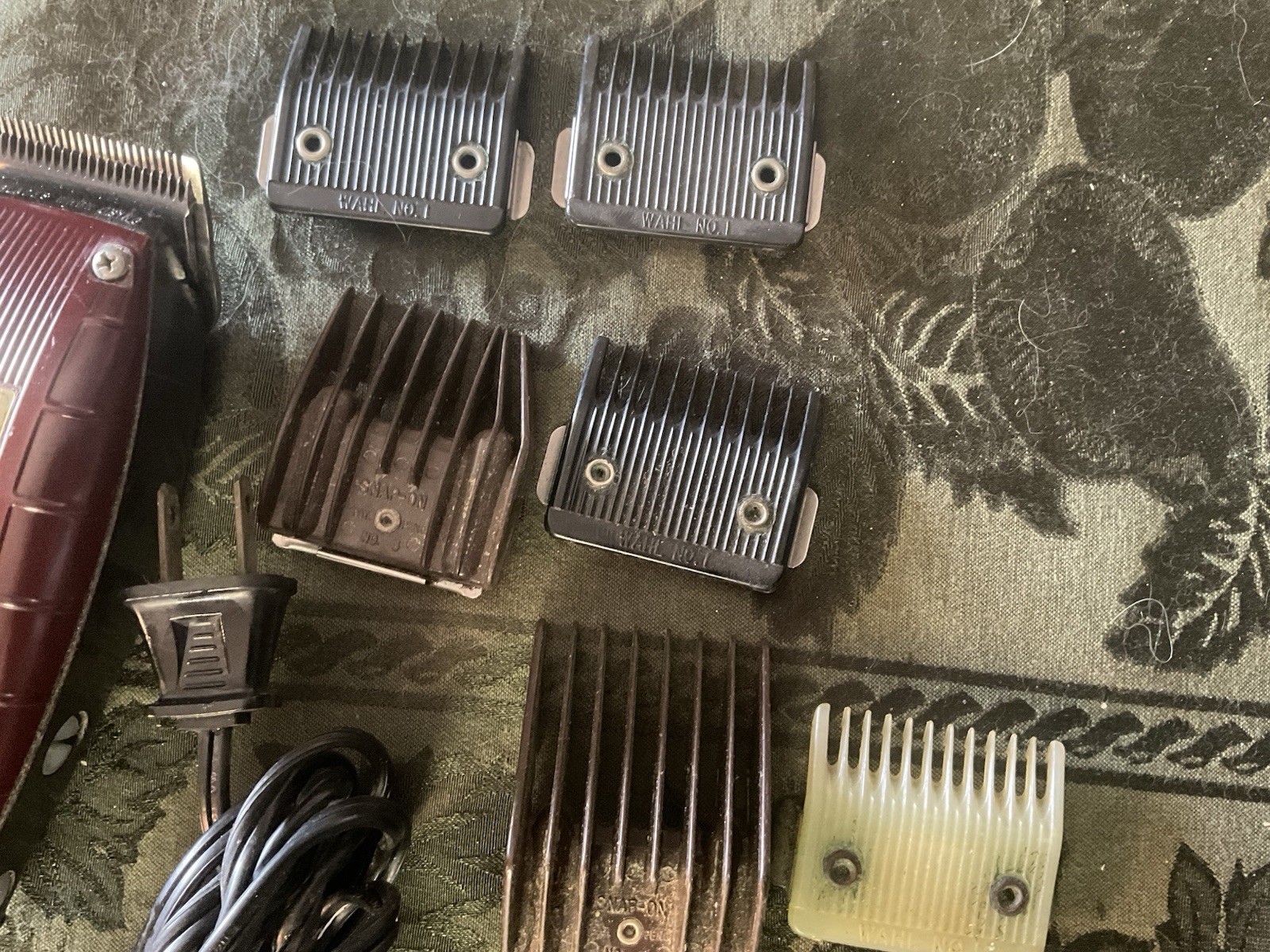 Oster 284 Series B hair trimmer With Combs Weck Hair Trimmer Set Lot Works Great