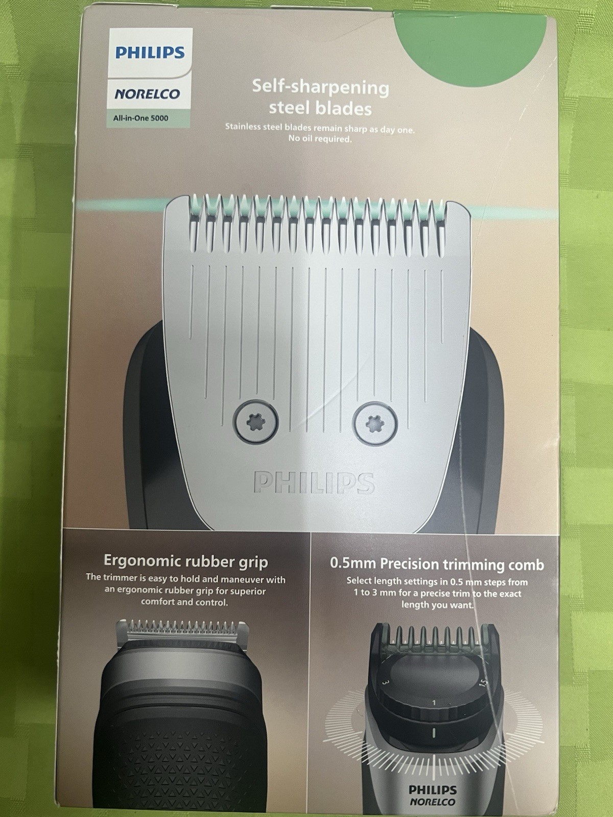 Philips Norelco 5000 Series 21-in-1 Trimmer MG5975/49 Beard Hair Body Groomer