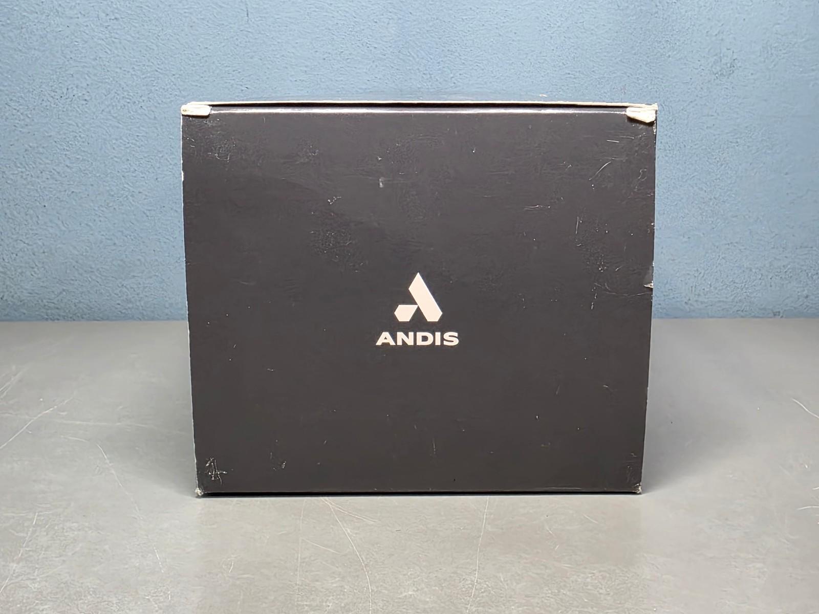 Andis Professional GTX-EXO Cordless Trimmer and Charging Stand, New