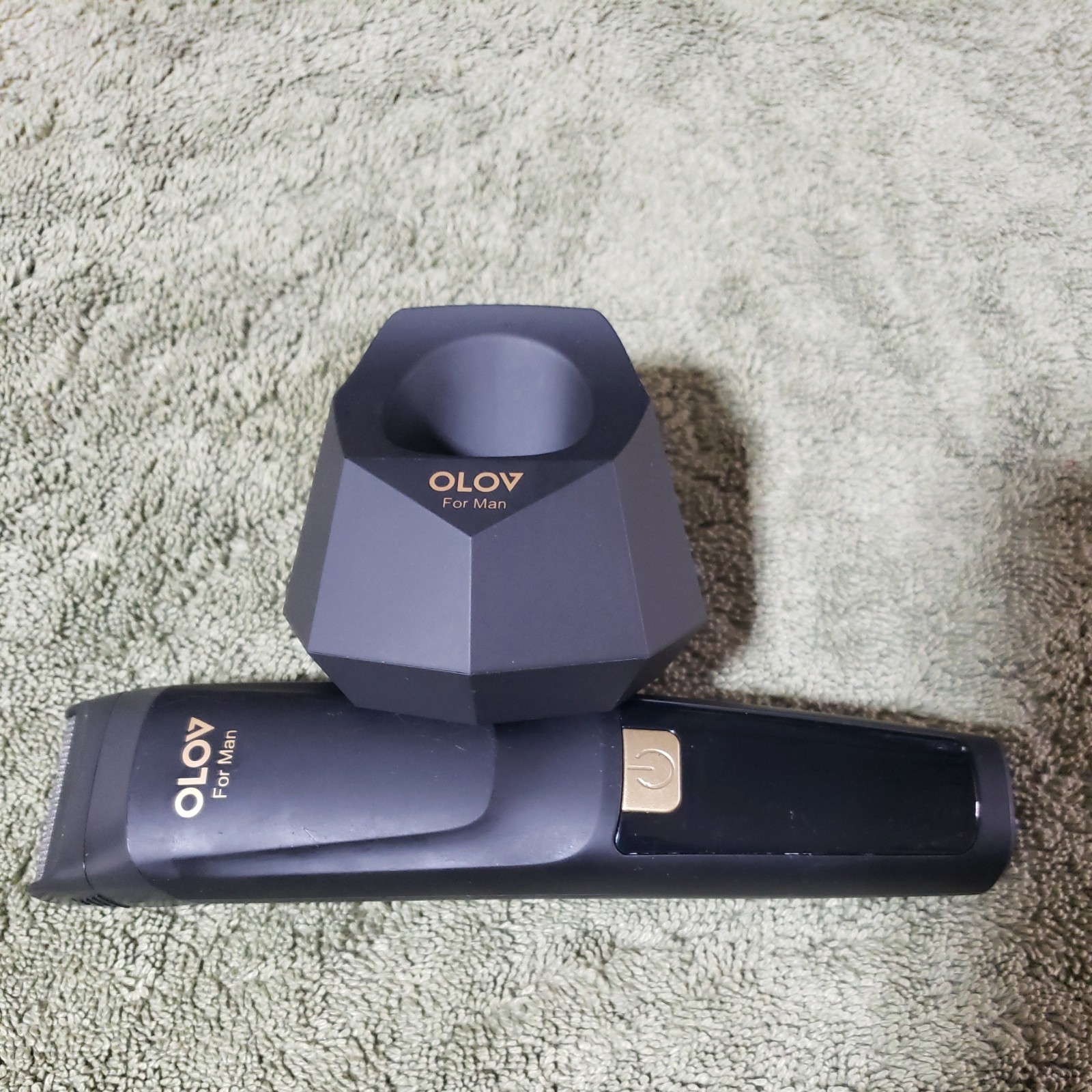 OLOV Men’s Body Trimmer / Charging Stand, Black Model YH-7280