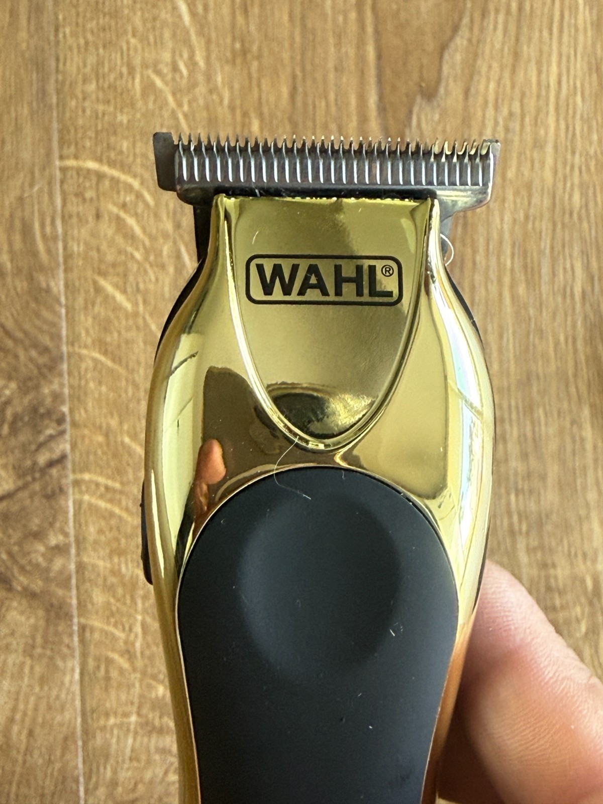 Wahl Model 9307 Corded w/Attachments Barely Used Tested Works