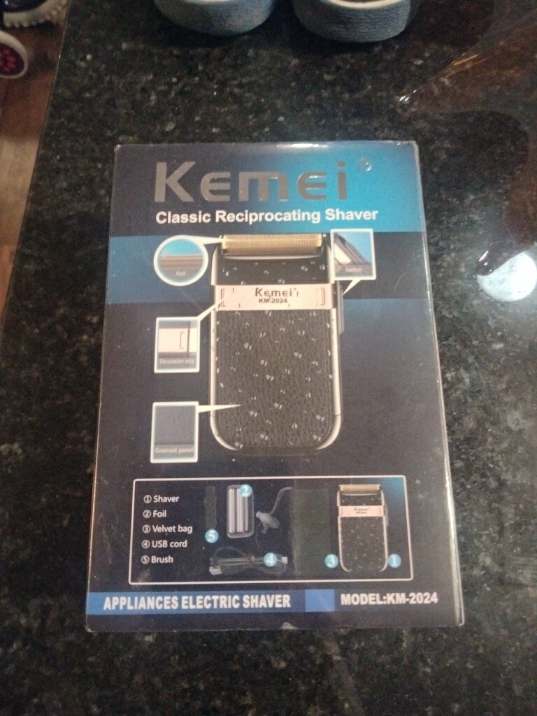 KEMEI 2024 Electric Shaver Trimmer Razor Rechargeable Hair Beard Shaving Machine