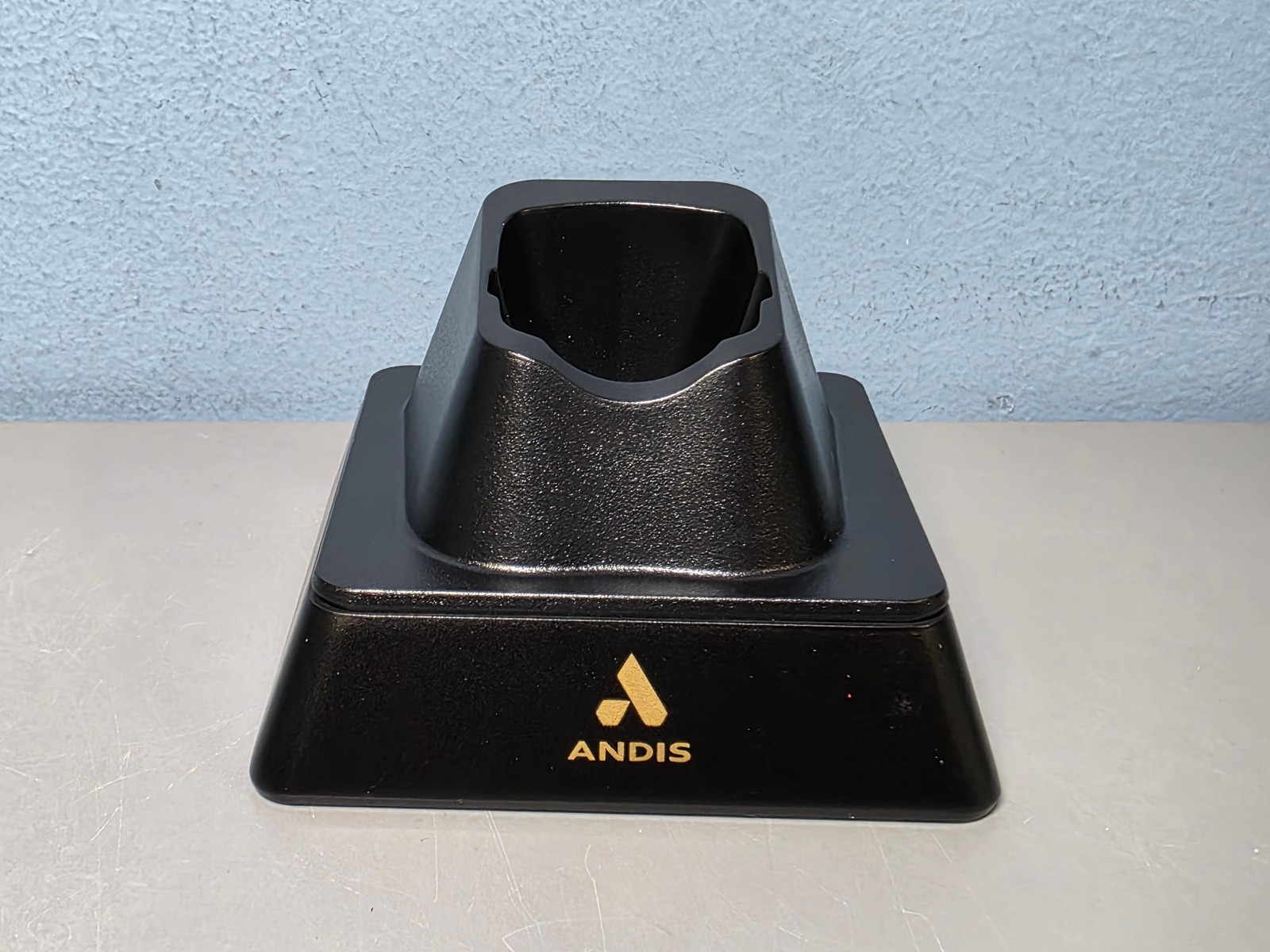 Andis Professional GTX-EXO Cordless Trimmer and Charging Stand, New