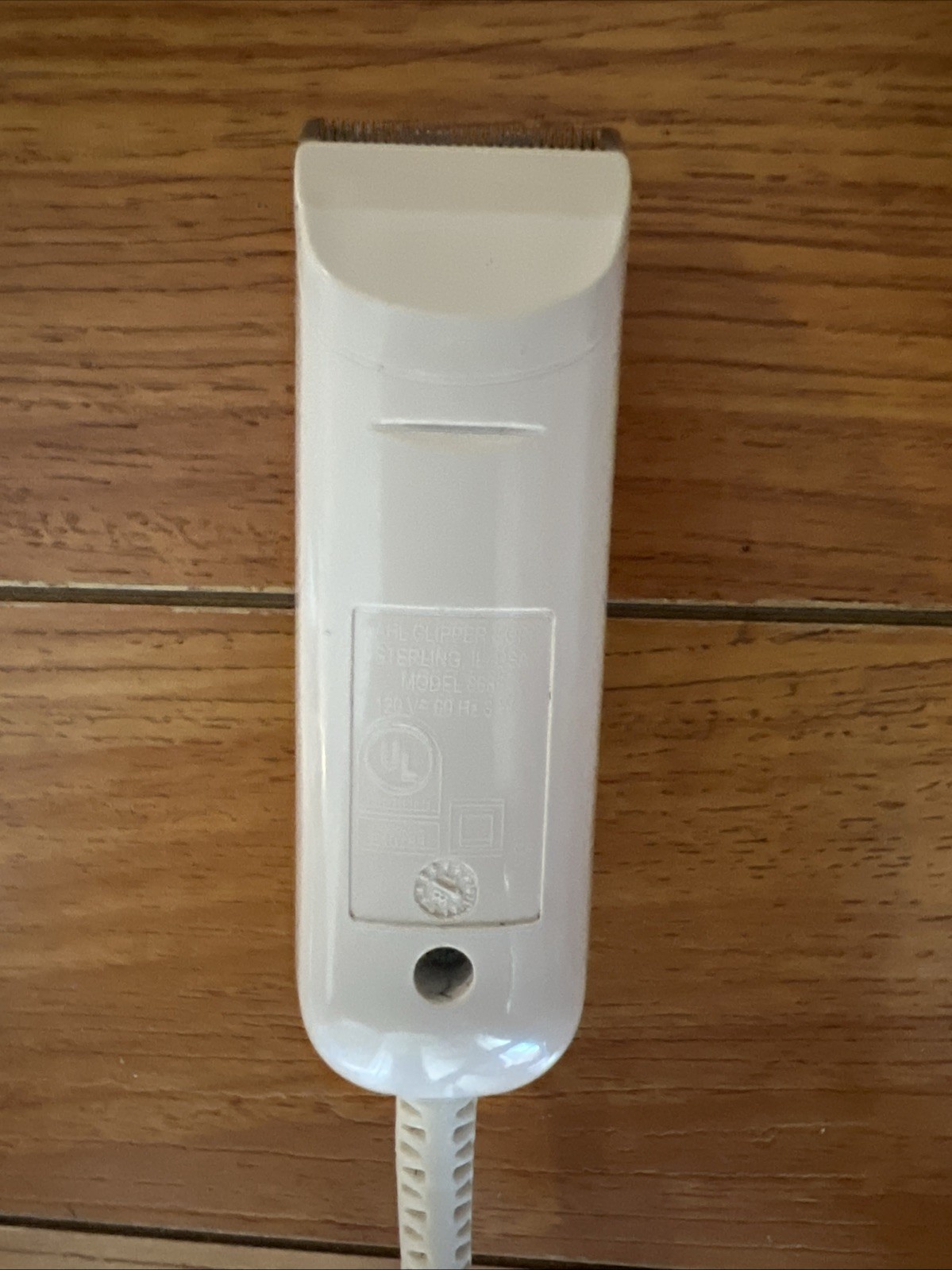 Wahl Classic Peanut Clipper Trimmer 8685 White Red – No Attachment Tested