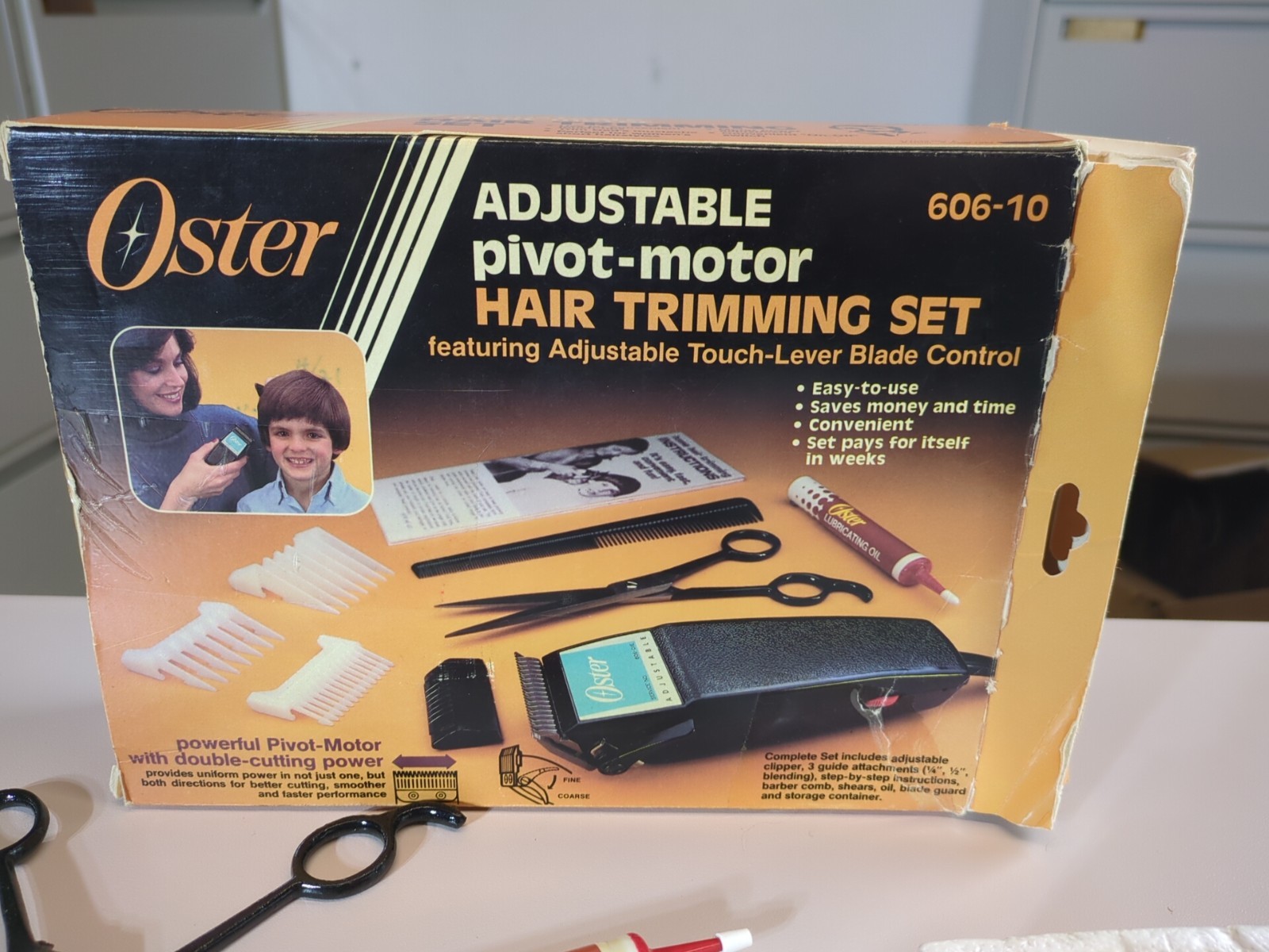 Vintage OSTER Pivot Motor Adjustable Hair Trimming Set Model 606-10 & Box
