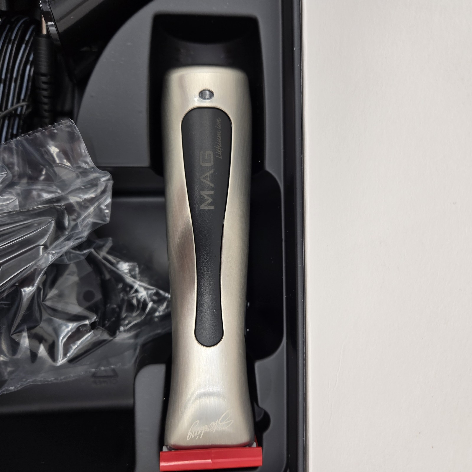Wahl Sterling MAG 8779 PT-1L Lithium Ion Cordless Trimmer New Open Box
