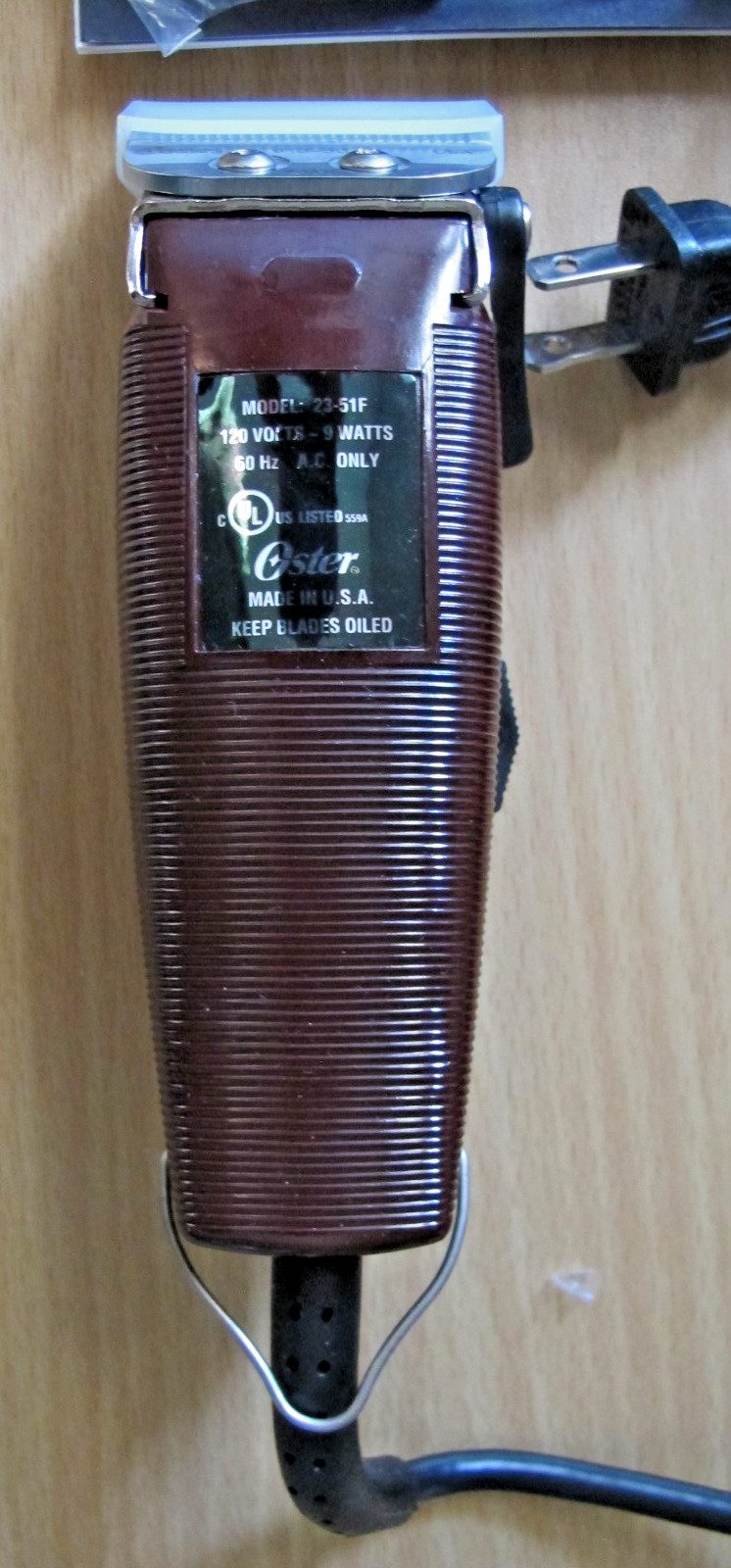 Oster Professional The Quiet FAST FEED Clipper 770052 76023-710 Open Box