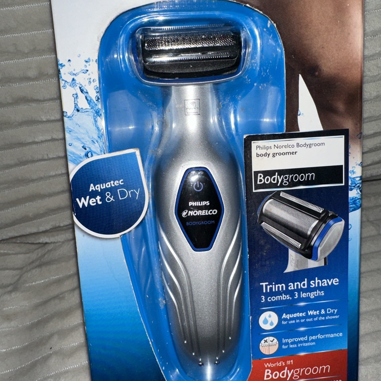 Philips Norelco Rechargeable Wet Dry Showerproof Mens Shaver BG2028/42
