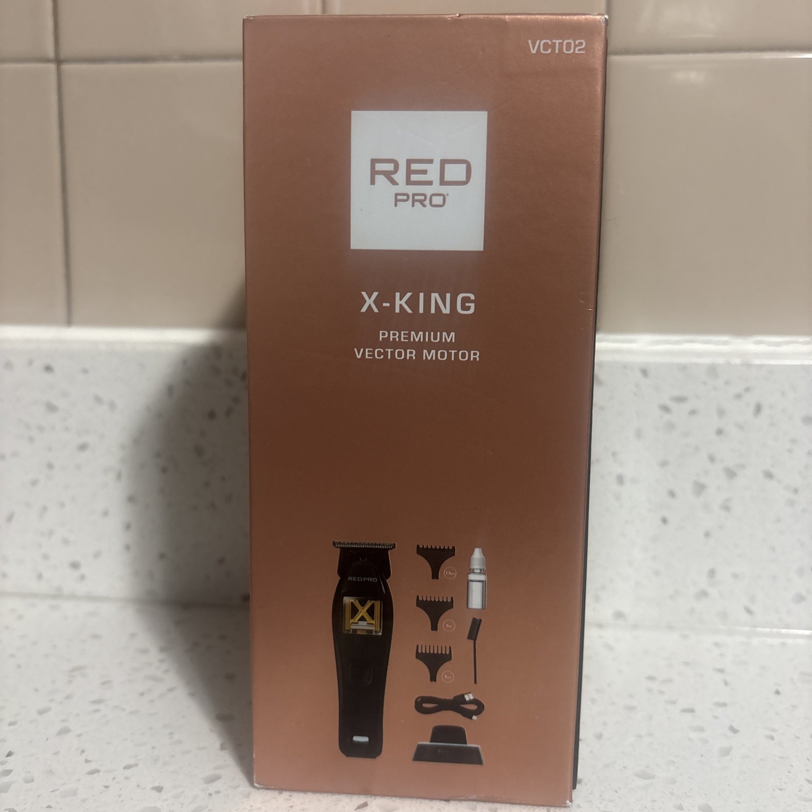 RED PRO X-KING Cordless Clipper Vector Motor Fade Blade USB 6 Guards Black