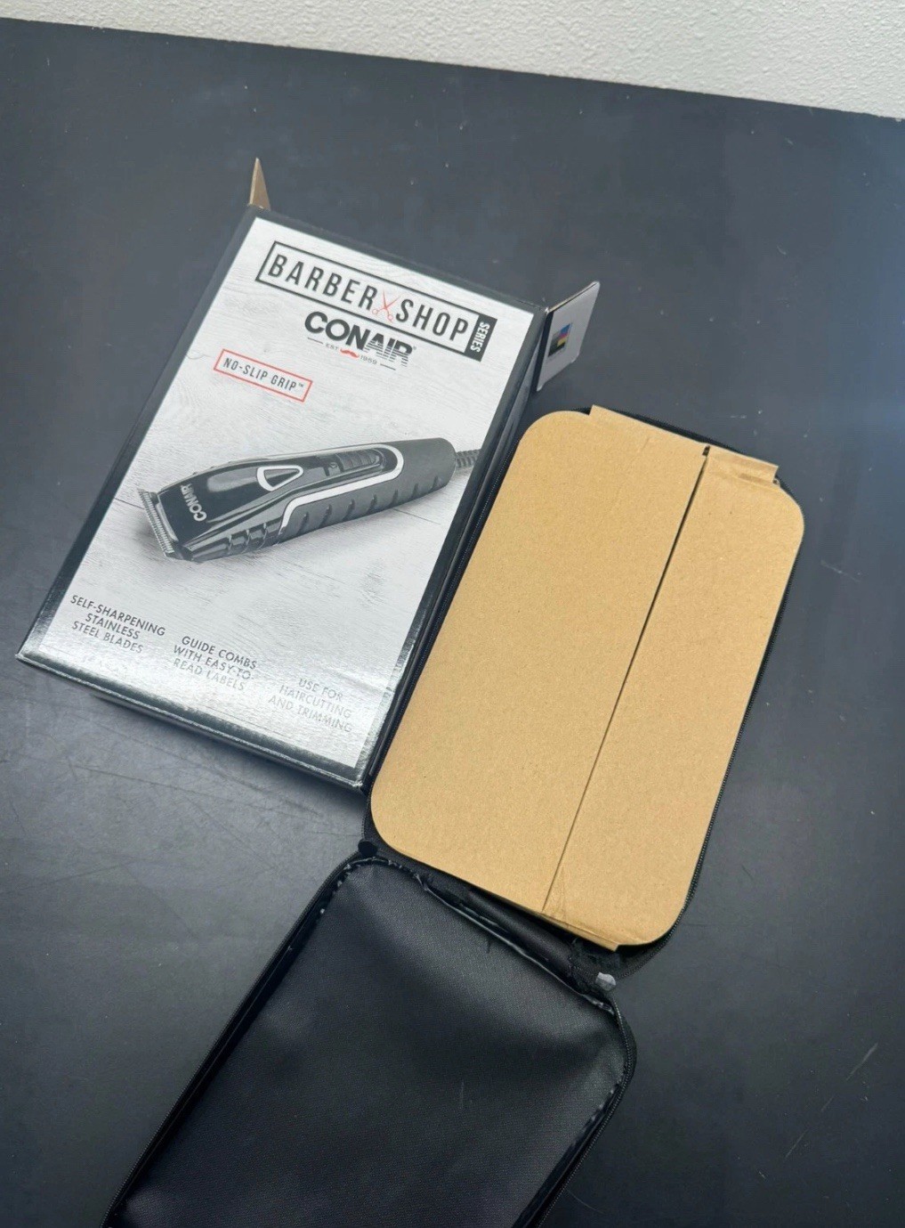 Conair – HC2000 – Barbershop No-Slip Grip Clippers 20 Piece Home Haircut Kit New