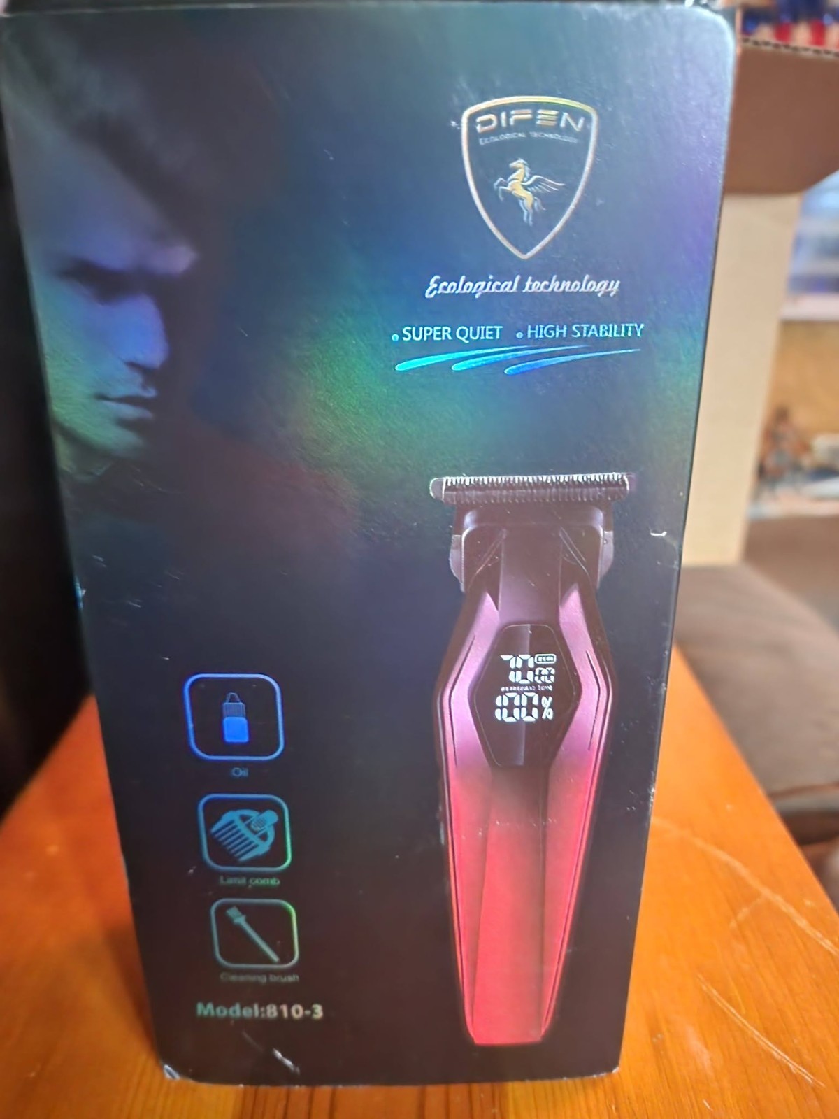 Model 810-3 Men’s Head Trimmer Red T-Blade, 1 Head, USB Charging Quick Charge