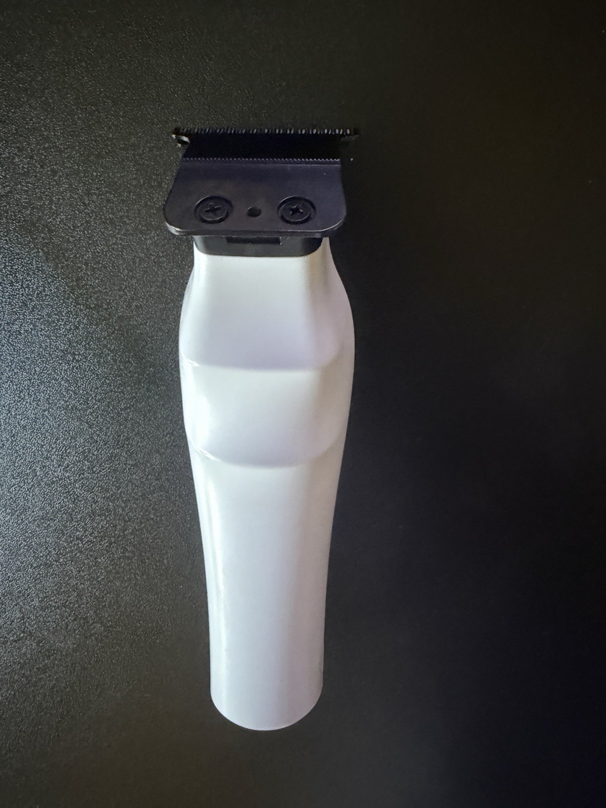 Cordless Rechargeable T-Blade 8000rpm Trimmer, Digital Display and charging dock