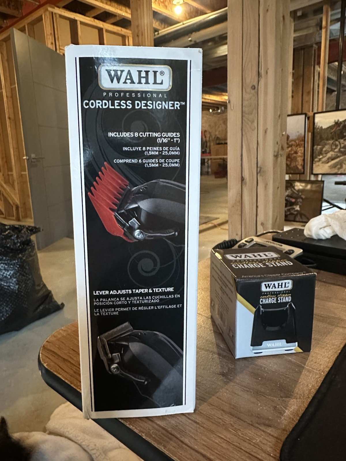 Wahl Cordless Designer Clipper Black 90 Minutes Run Time Includes 4 Guides 8591
