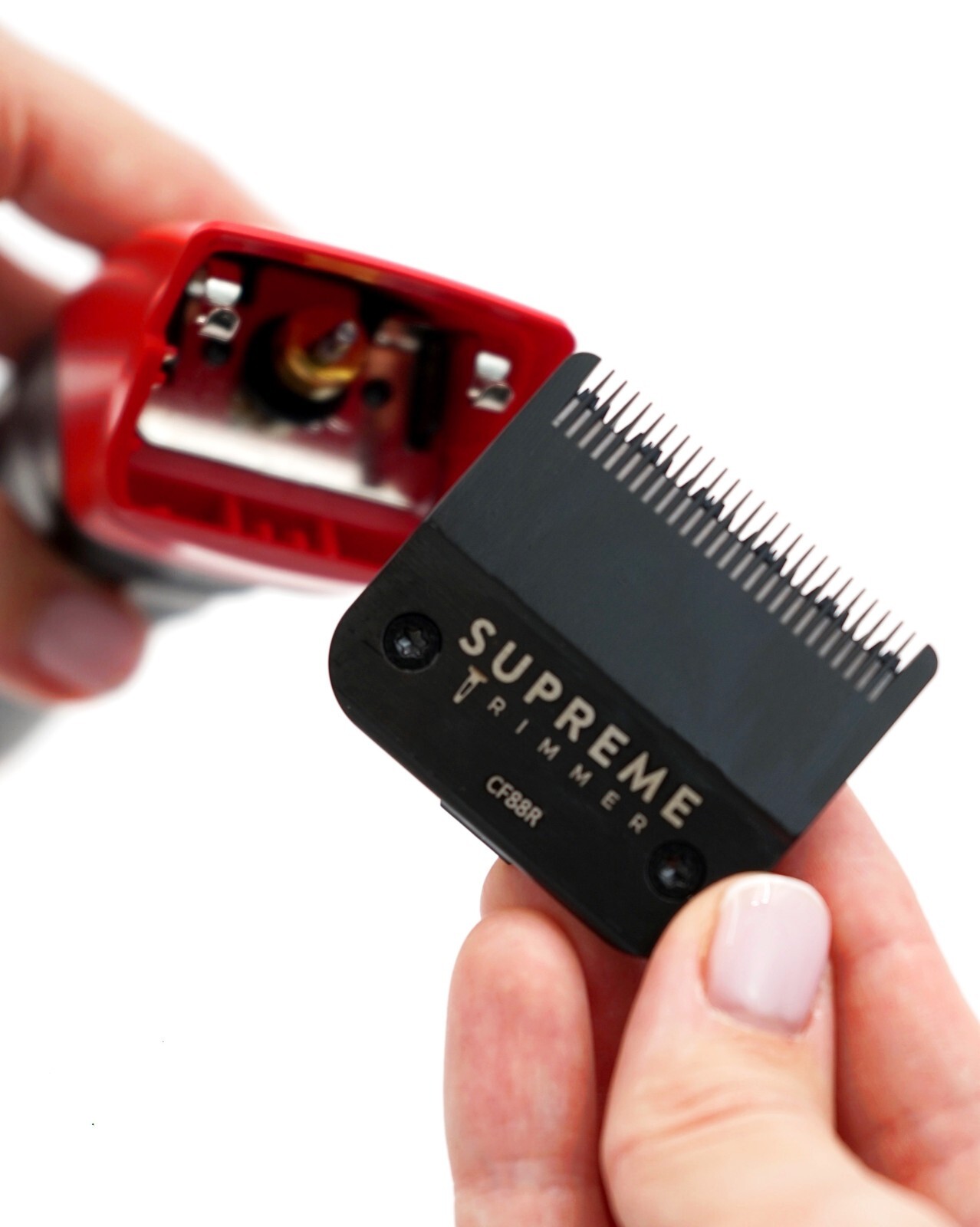 Supreme Trimmer 2Spee Hair Clipper 3.5 Hour Use Detachable Blade | STC922 Red
