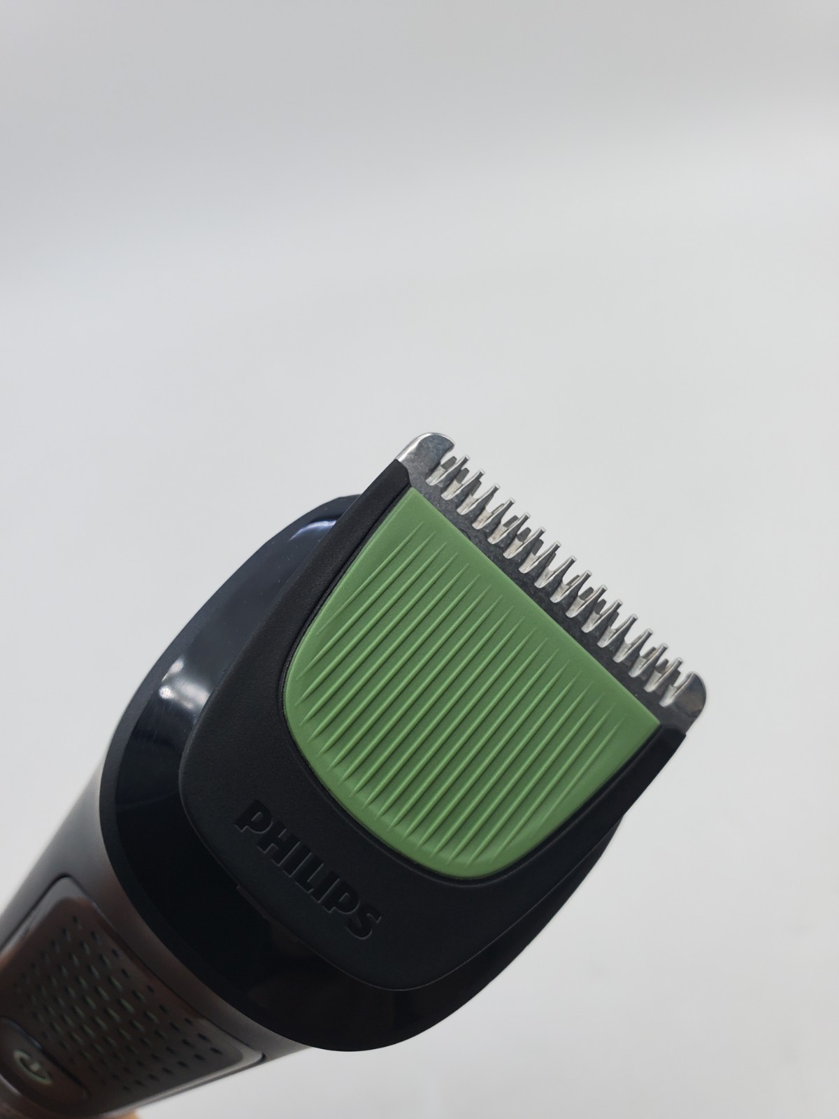 Philips Norelco All-in-One 3000 Series 13 in 1 Trimmer MG3919/50