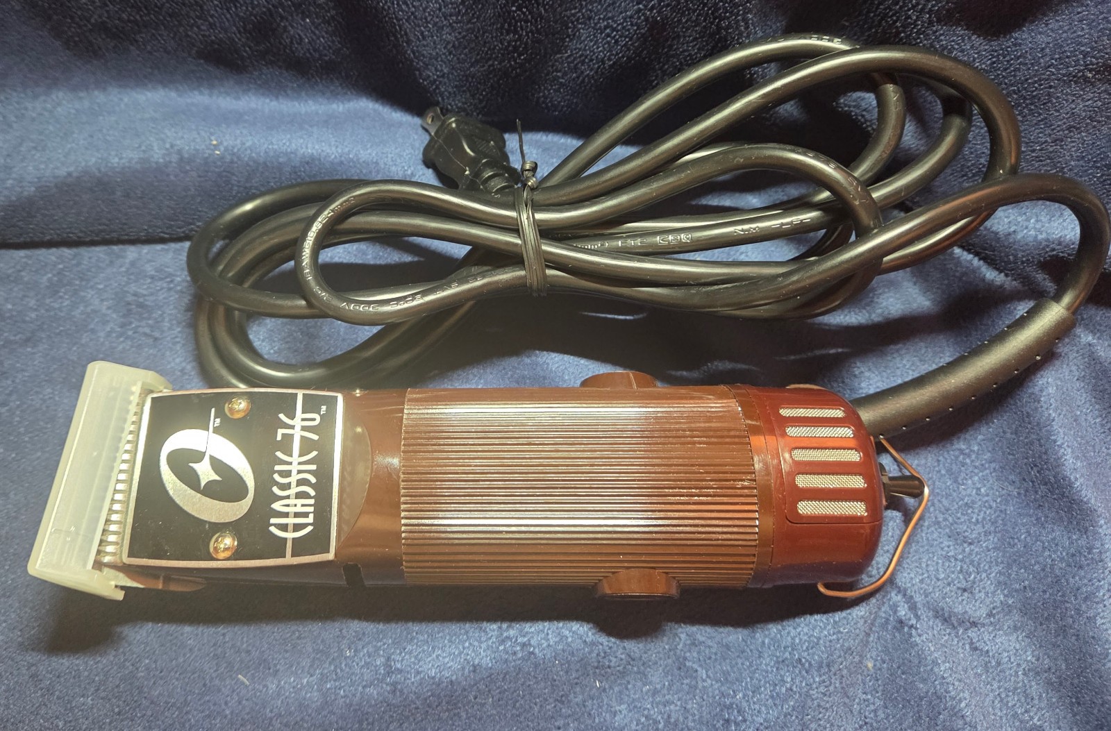 Oster Classic 76 Hair Clipper + 10 Piece Combs, Combo (new & unused in open box)
