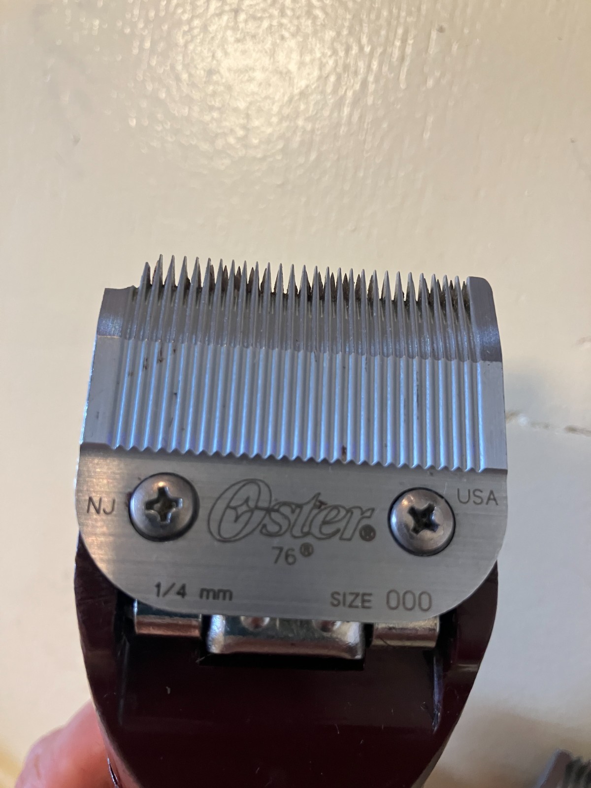 Oster Classic 76 Universal Motor Clipper with Detachable Blades