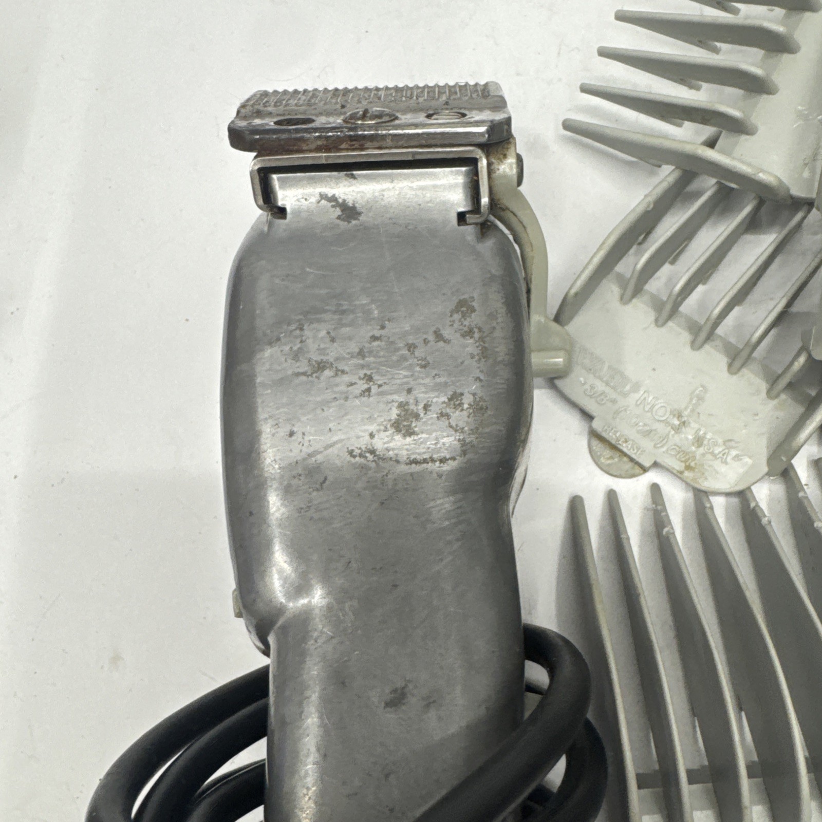 Wahl Senior Model 850 Wahl Designer Corded Electric. working needs cleaning