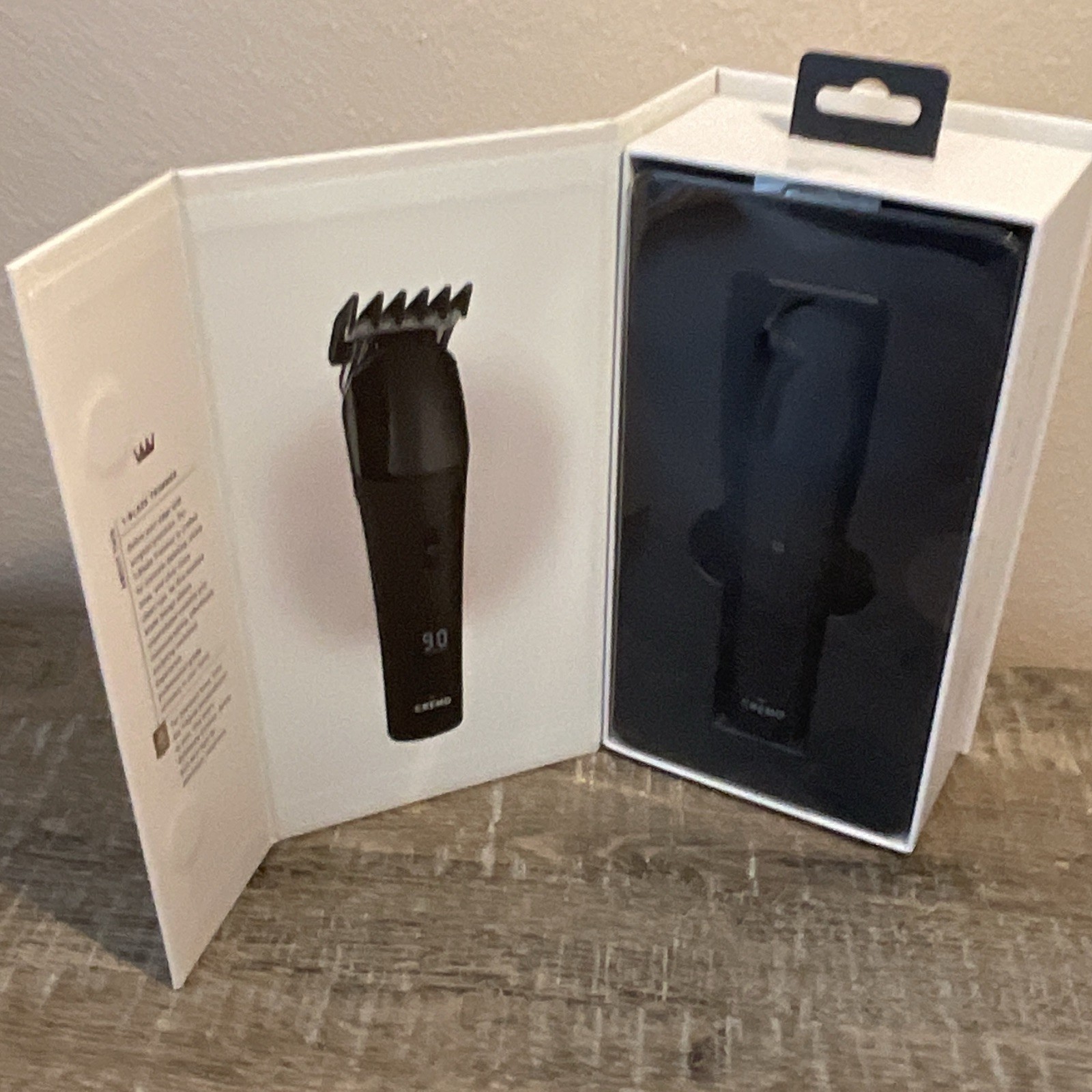 Cremo Ultra Sharp Definition T-Blade Trimmer Cordless USB-C w/ 3-12mm Combs
