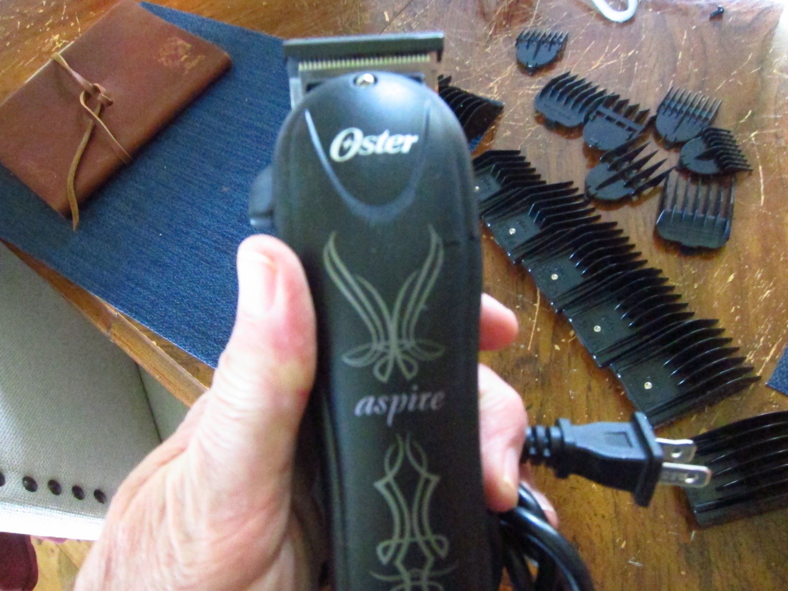 Oster Aspire Adjustable Magnetic Motor Clipper & O’Baby Mini Trimmer Combo Kit