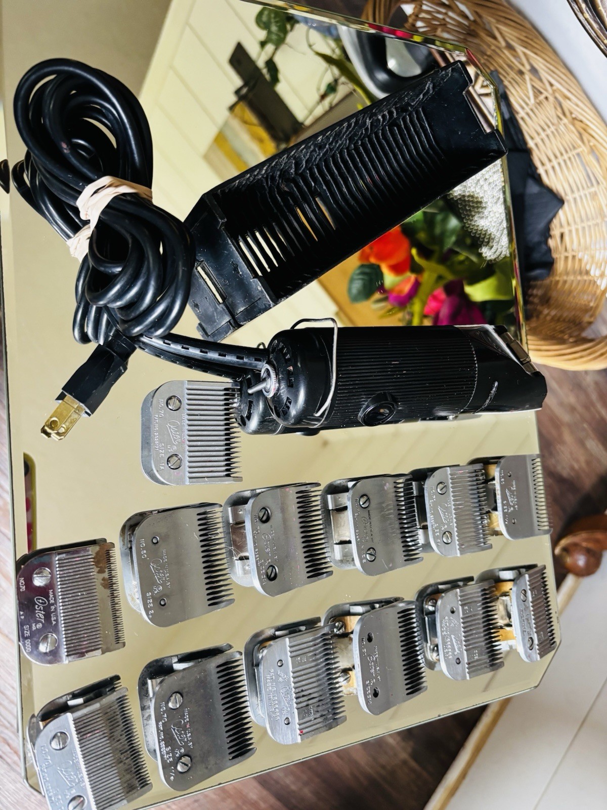 Barber Clippers Vintage Oster 76 Hair Clipper And 12 Oster Stainless Steel Blade
