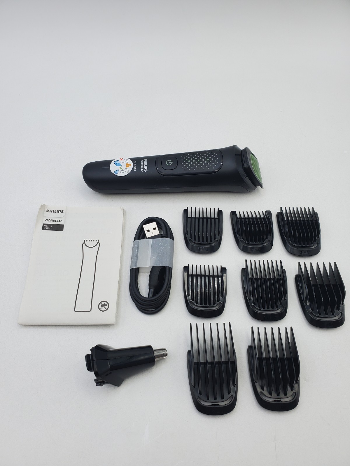 Philips Norelco All-in-One 3000 Series 13 in 1 Trimmer MG3919/50