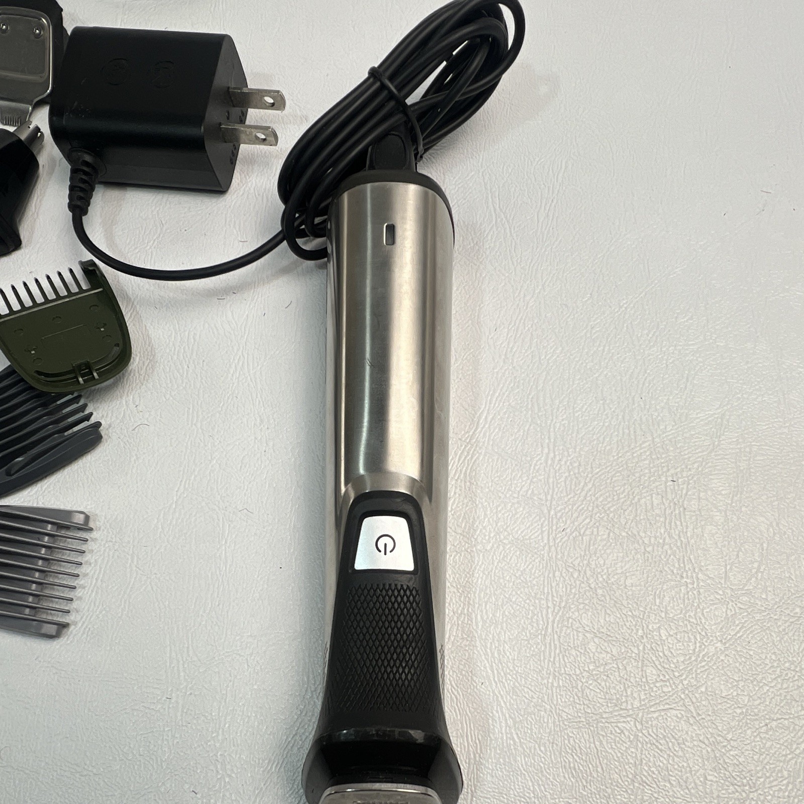 Philips Norelco Corded Face Trimmer for Men Silver/Black w/ Guards #1-5
