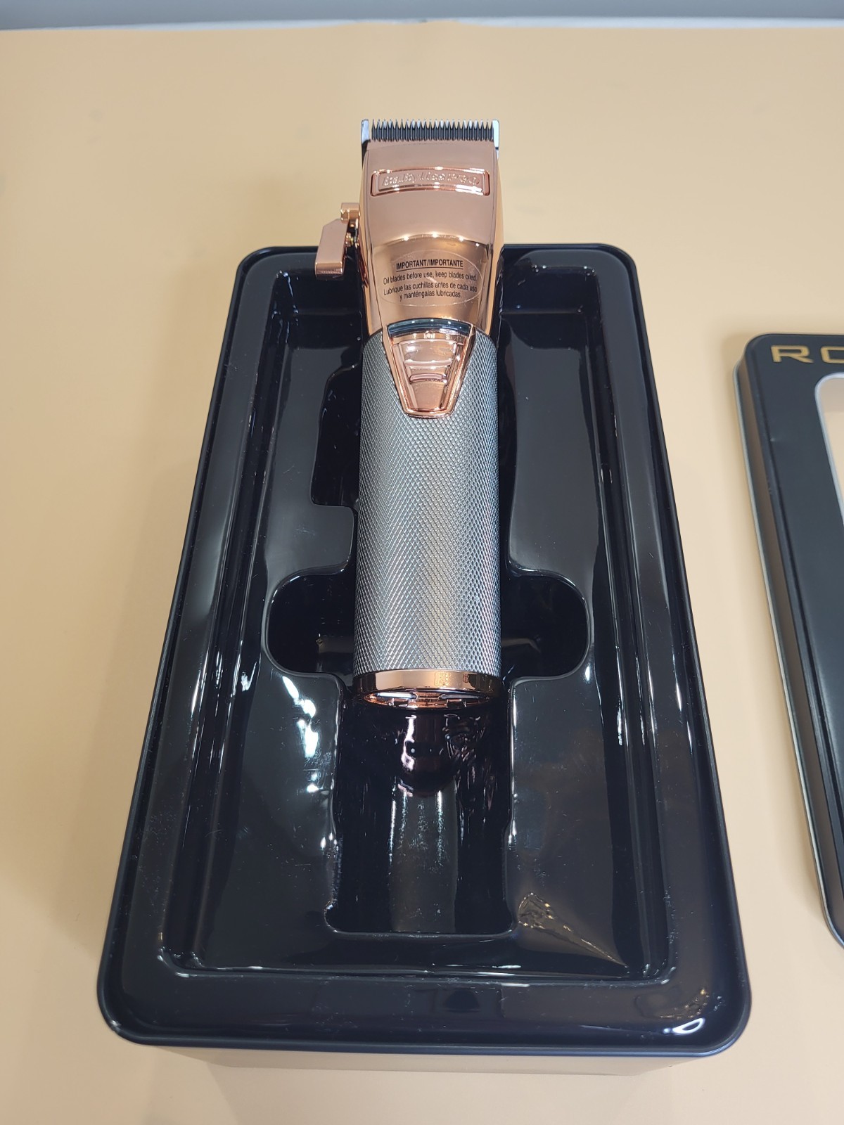 BaByliss PRO RoseFX+ All-Metal Lithium Clipper, USB-C Charge FX870RG