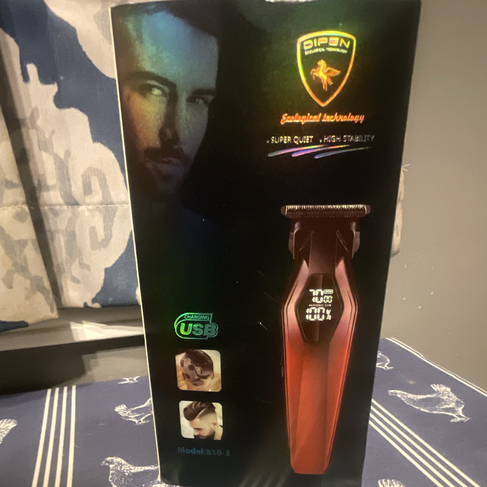 DIFEN 810-3 Cordless USB Rechargeable Men’s Hair Clipper T-Blade Red/Black