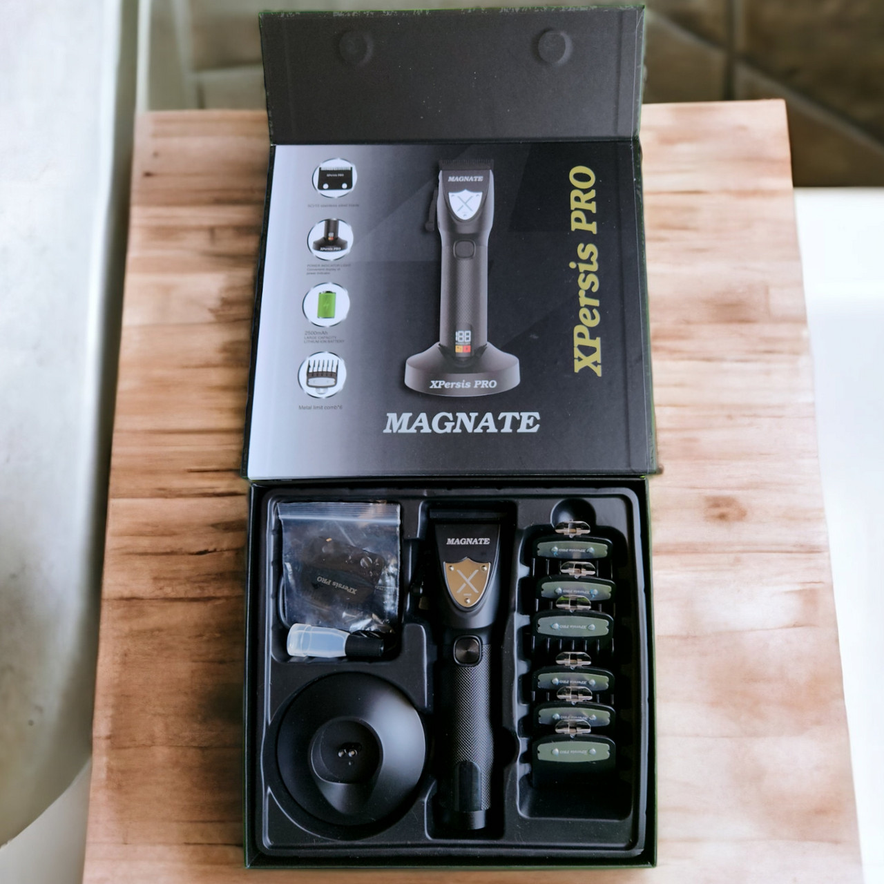 XPERSIS Magnat Professional Cordless Hair Clipper with Xtra DLC Fade Blade