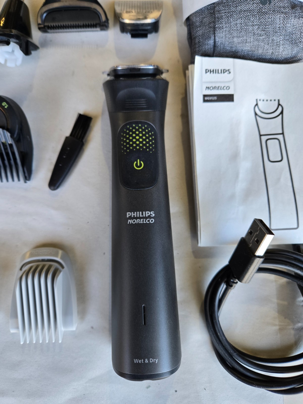 Philips Norelco All In One Trimmer Tools & Accessories Head Face Body Wet Dry 4C