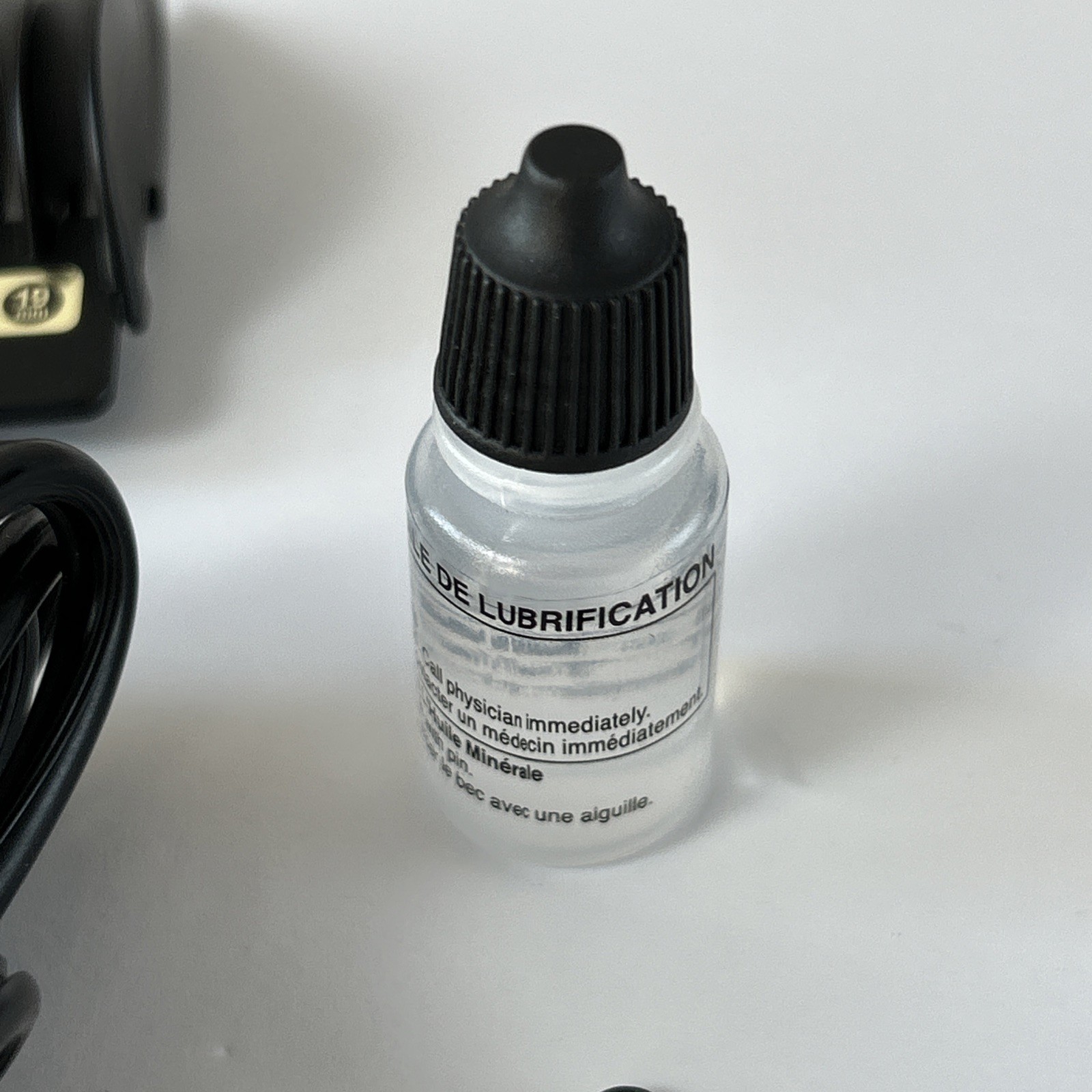 BaBylissPRO LithiumFX+ Cord/Cordless Black Gold Ergonomic Clipper FX673NS