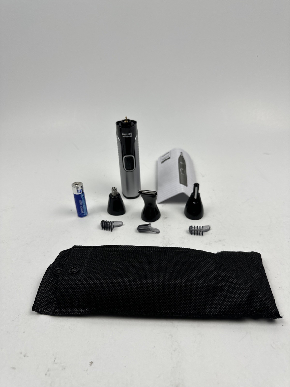 Philips Norelco Nose Trimmer 5000. Nose/Ear/Eyebrows – NT5600/62.