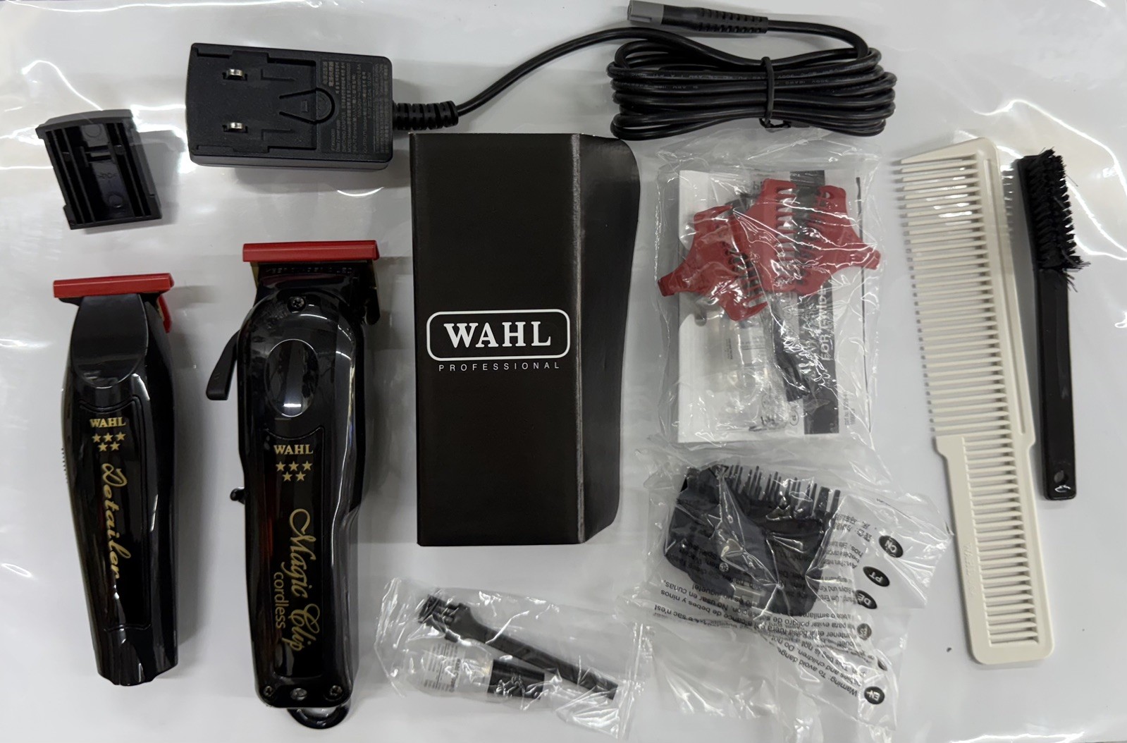 Wahl 3025397 Cordless Barber Combo Premium Clipper & Trimmer Combo NEW