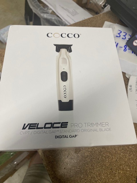 Cocco Veloce Pro White Digital Gap Cordless Trimmer With Stand