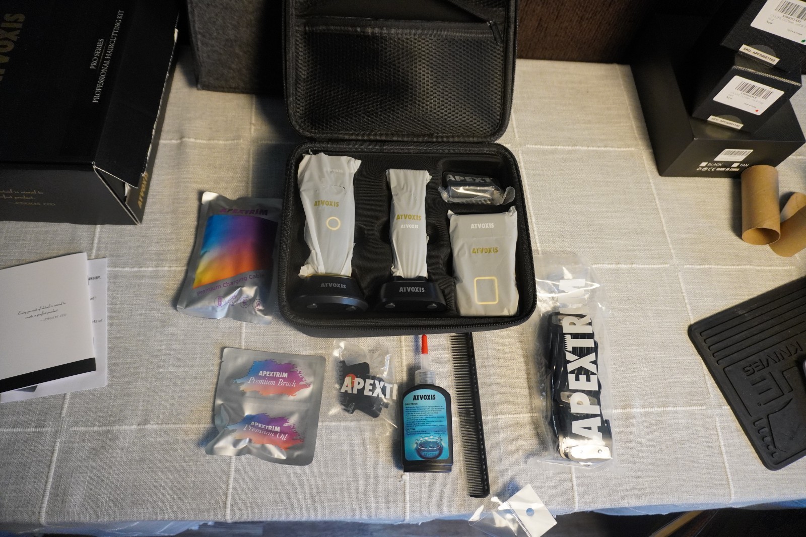 9000 RPM Brushless Motor Professional Hair Clippers Set for Men: Cordless