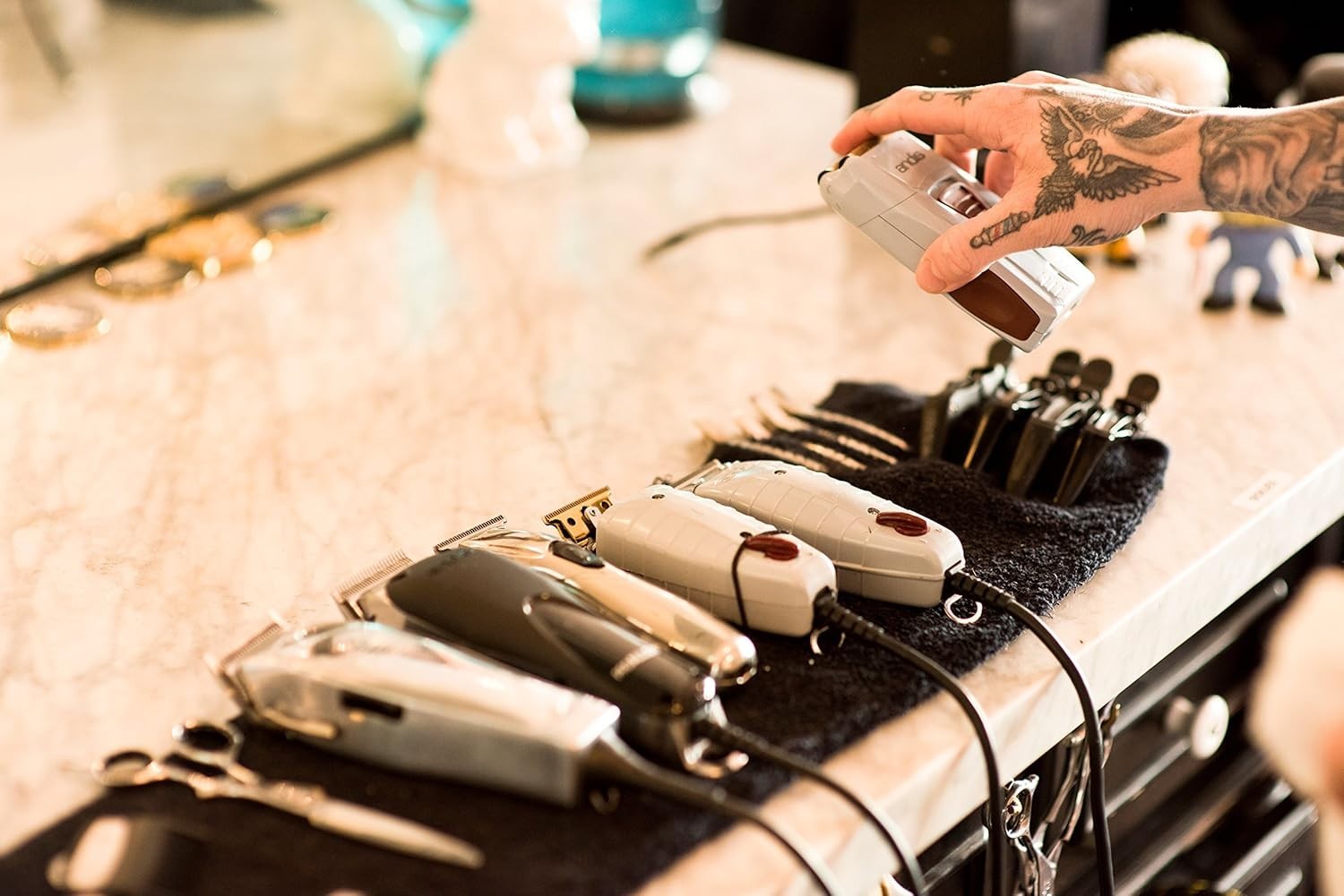 Andis T-Outliner Corded Trimmer for Professional Barber Hair Cuts – Open Box