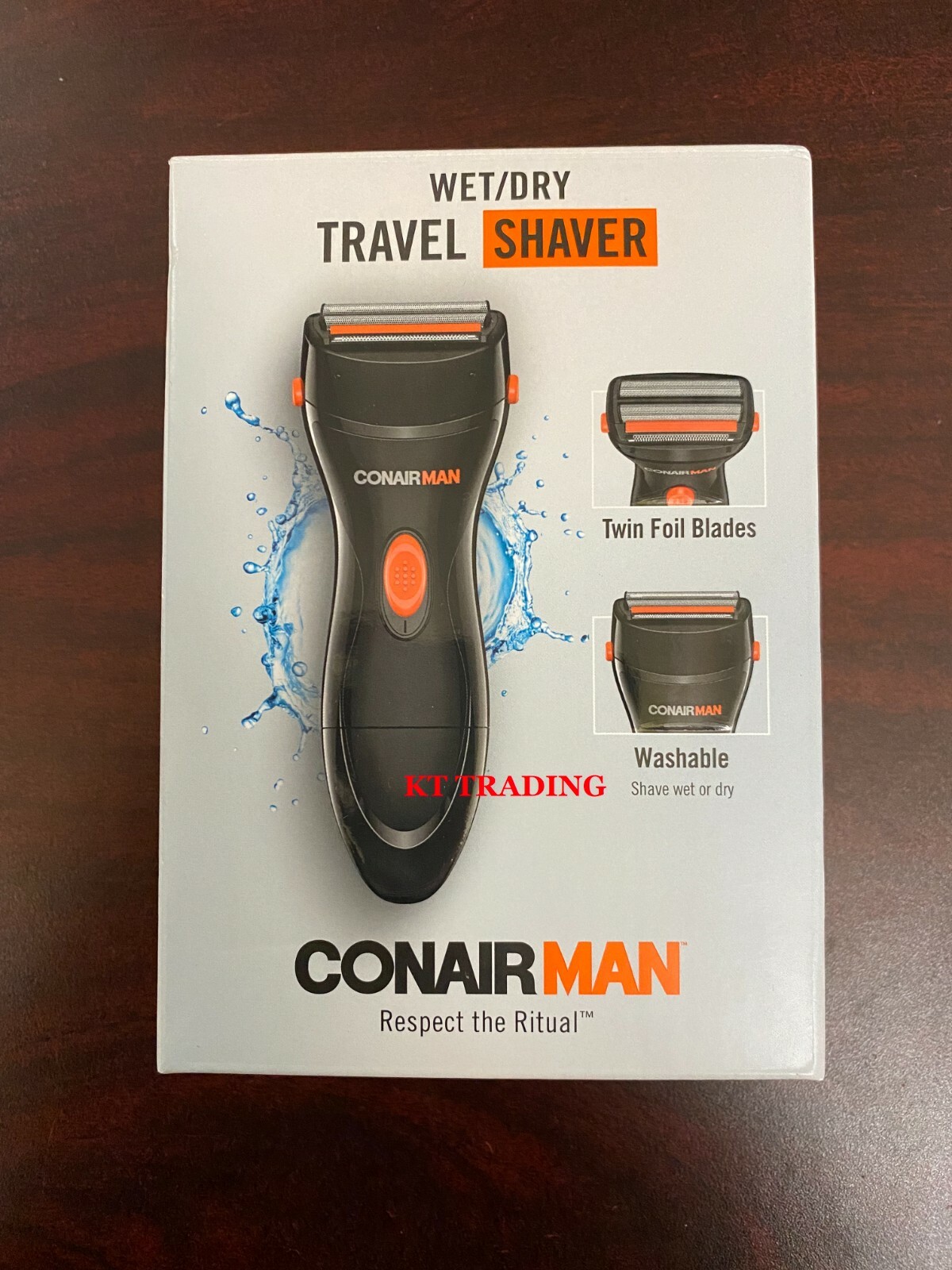 CONAIR MAN Hair Beard Compact BATTERY WET/DRY Twin Foil Blades TRAVEL SHAVER