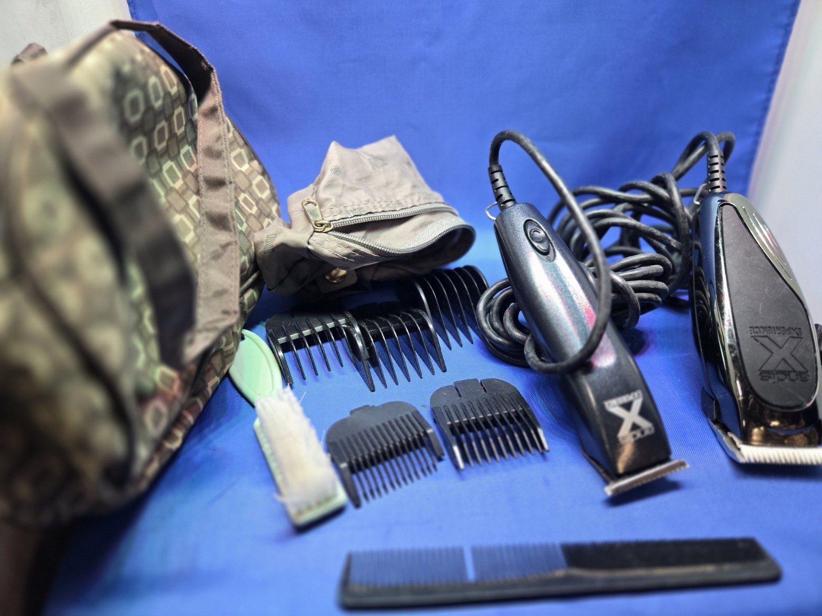 Andis Professional Experience PM-2 Clipper & PMT-2 Pivot Pro Trimer Combo Kit