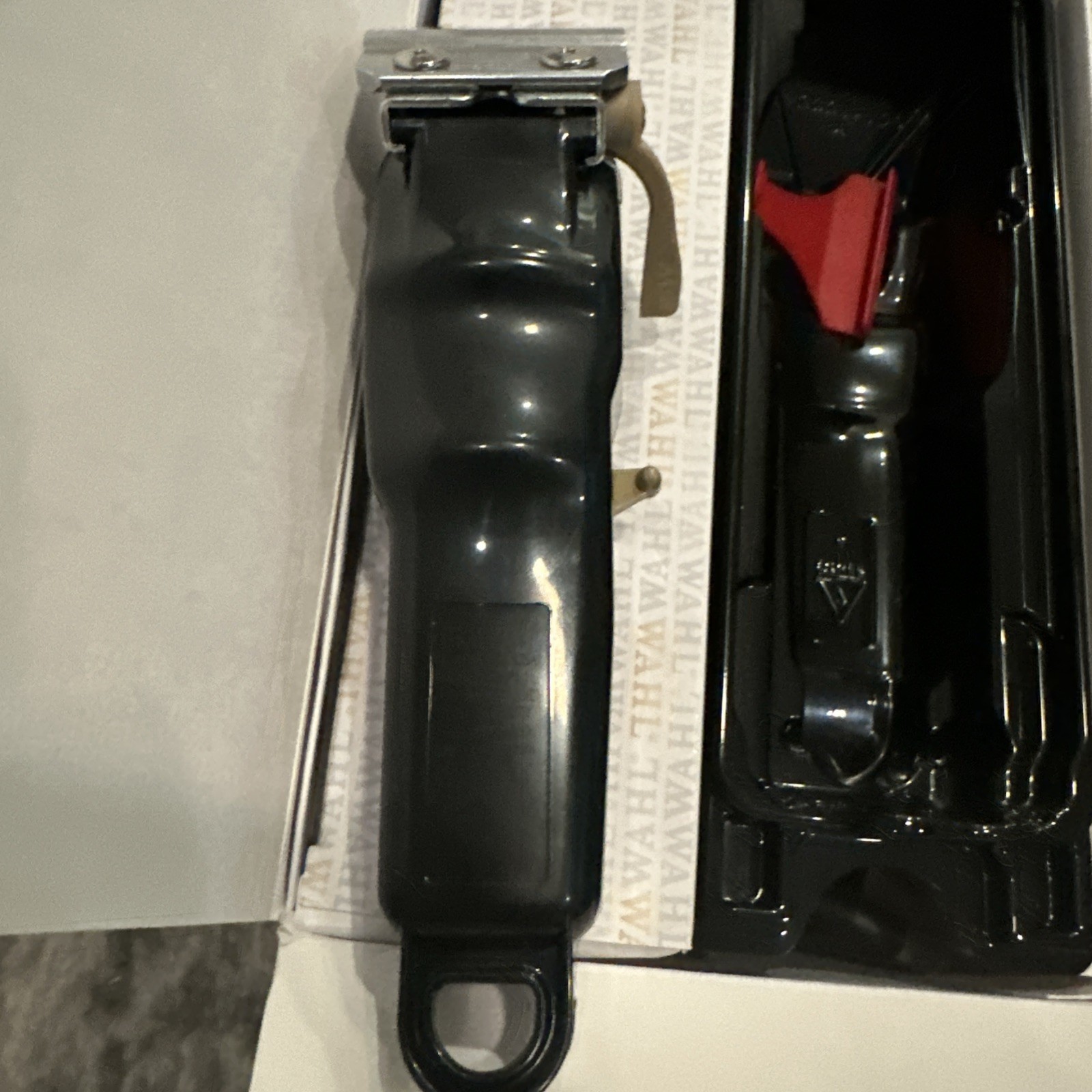 Wahl Professional 5-Star Cordless Magic Clip 8148 – READ