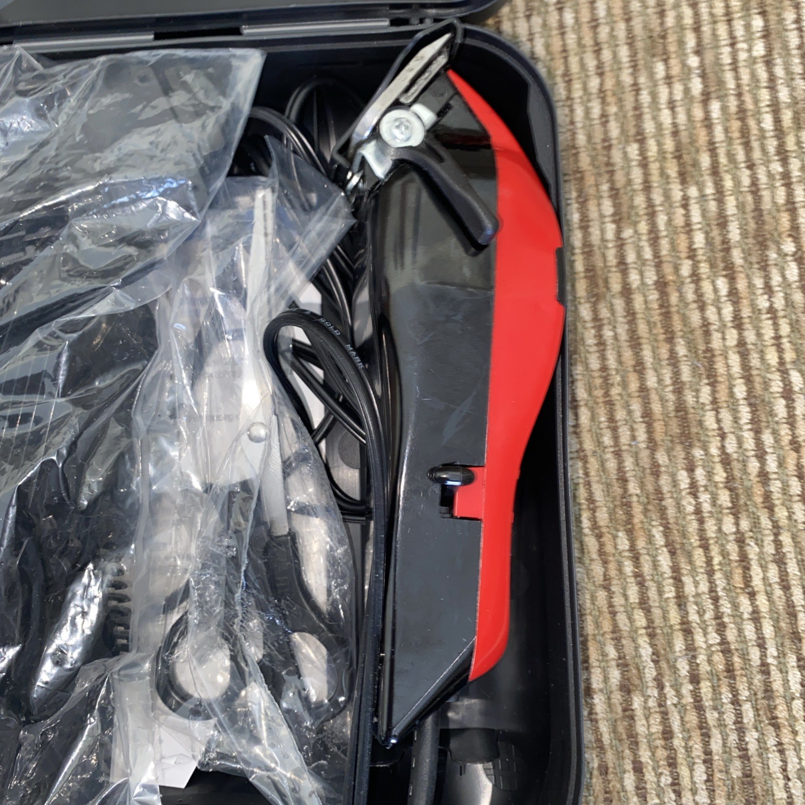 Wahl Men Professional Precision Hair Clippers – Red/Black