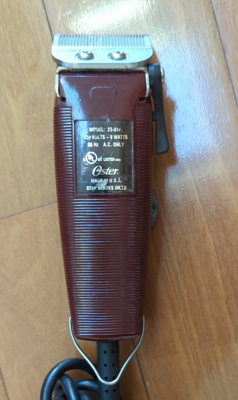 Oster Fast Feed Adjustable Pivot Motor Clipper / 23-51F