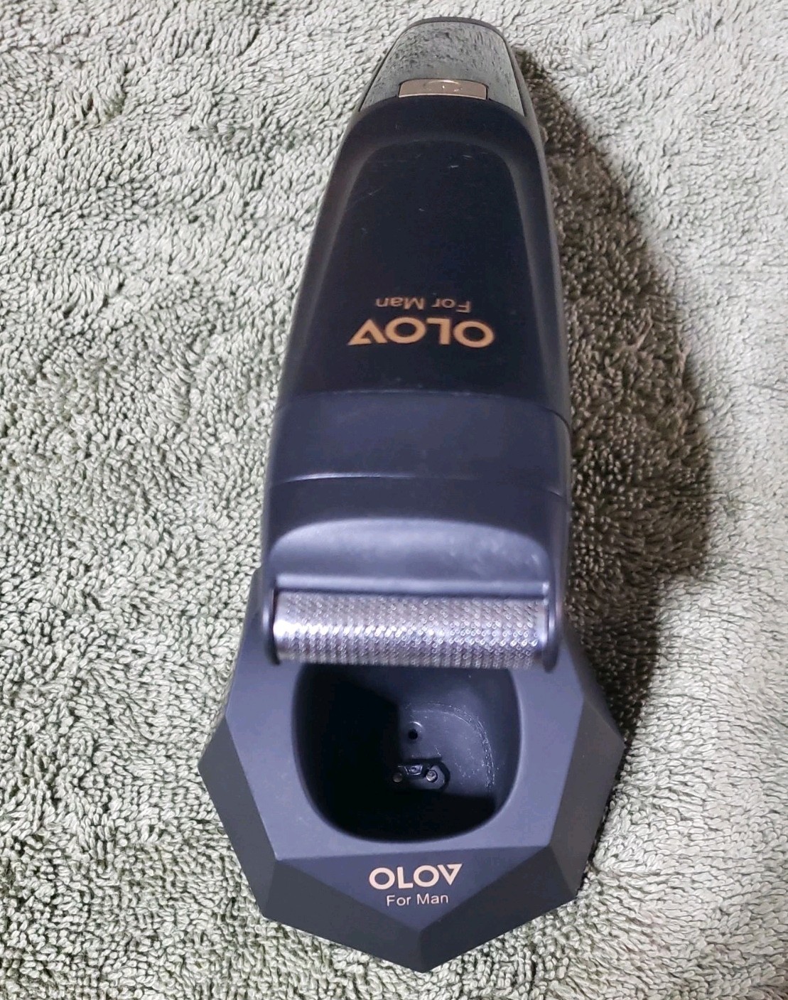 OLOV Men’s Body Trimmer / Charging Stand, Black Model YH-7280