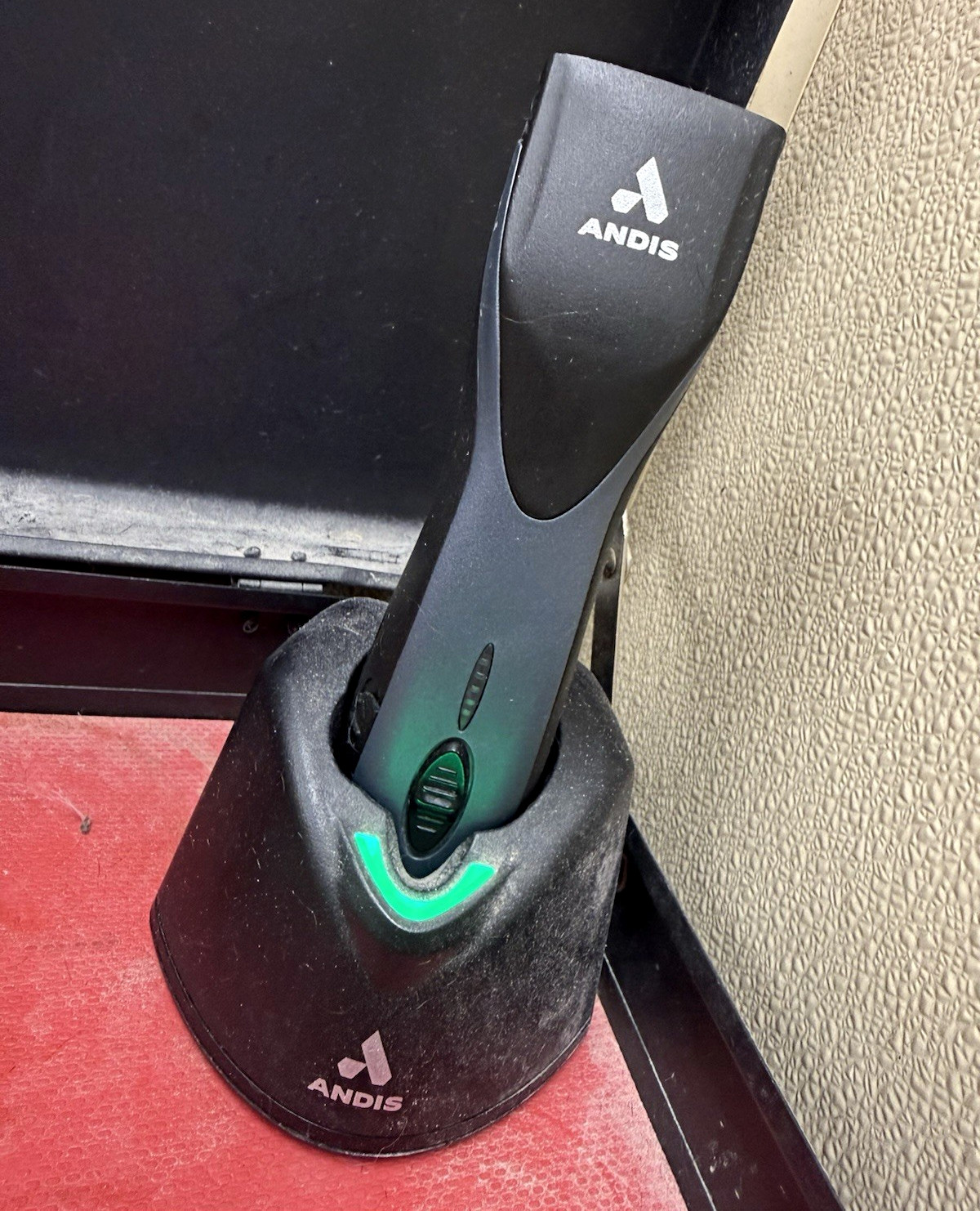 Andis Supra ZR II Cordless Hair Clipper Adjustable Speed w/ Charging Stand Black